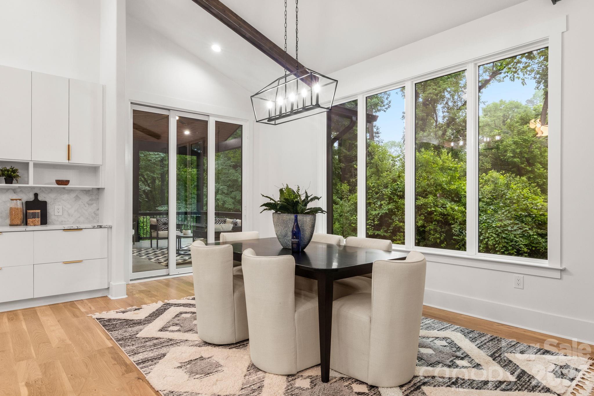 809 Crater Street — Charlotte