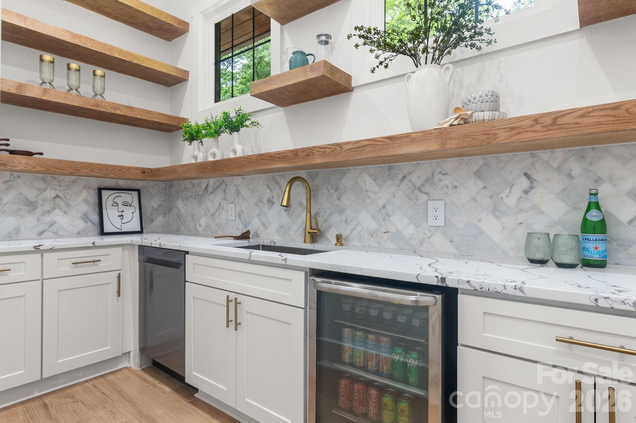 809 Crater Street — Charlotte