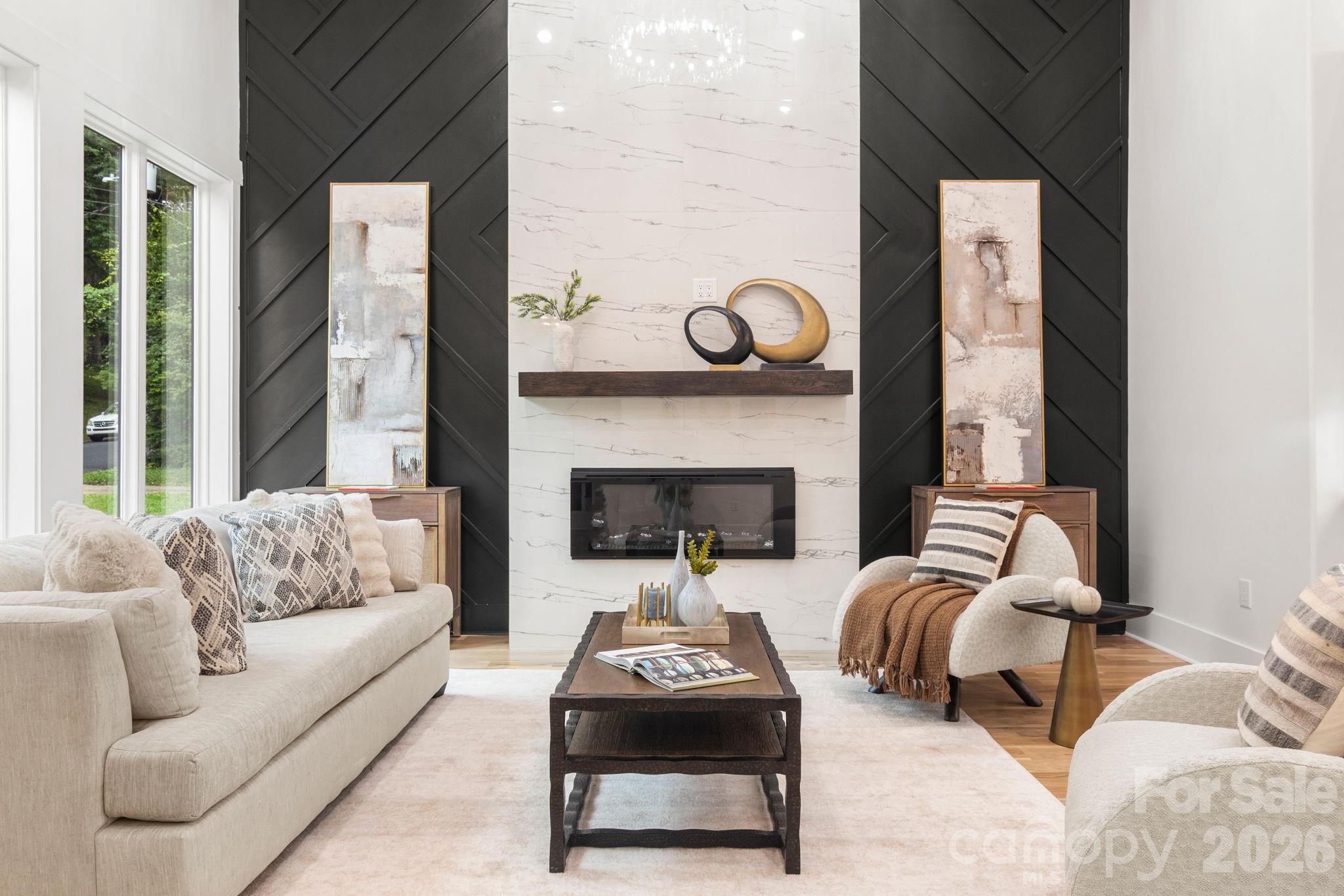 809 Crater Street — Charlotte