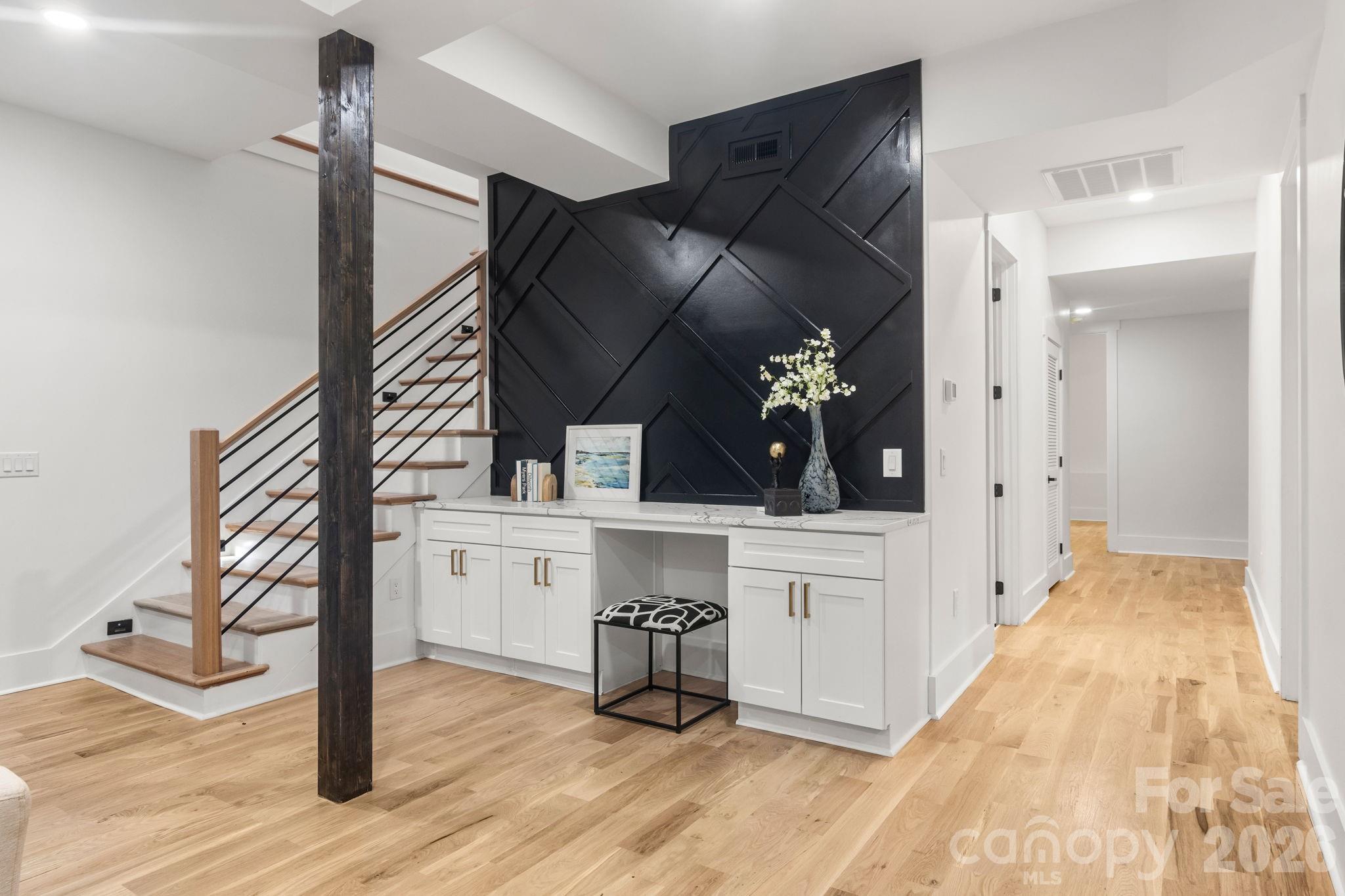 809 Crater Street — Charlotte