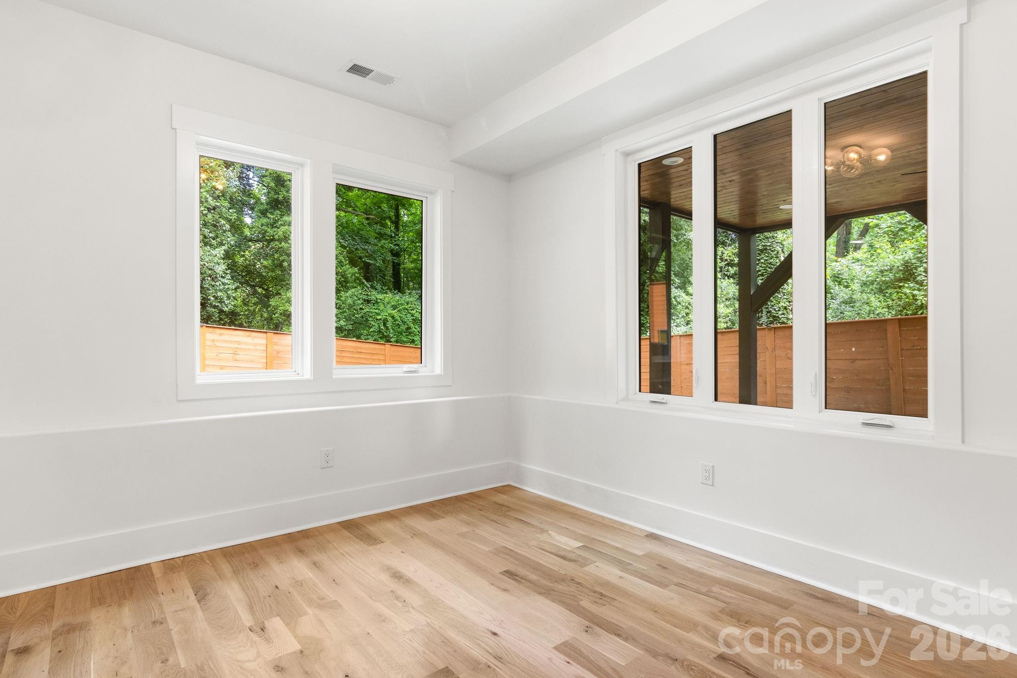 809 Crater Street — Charlotte