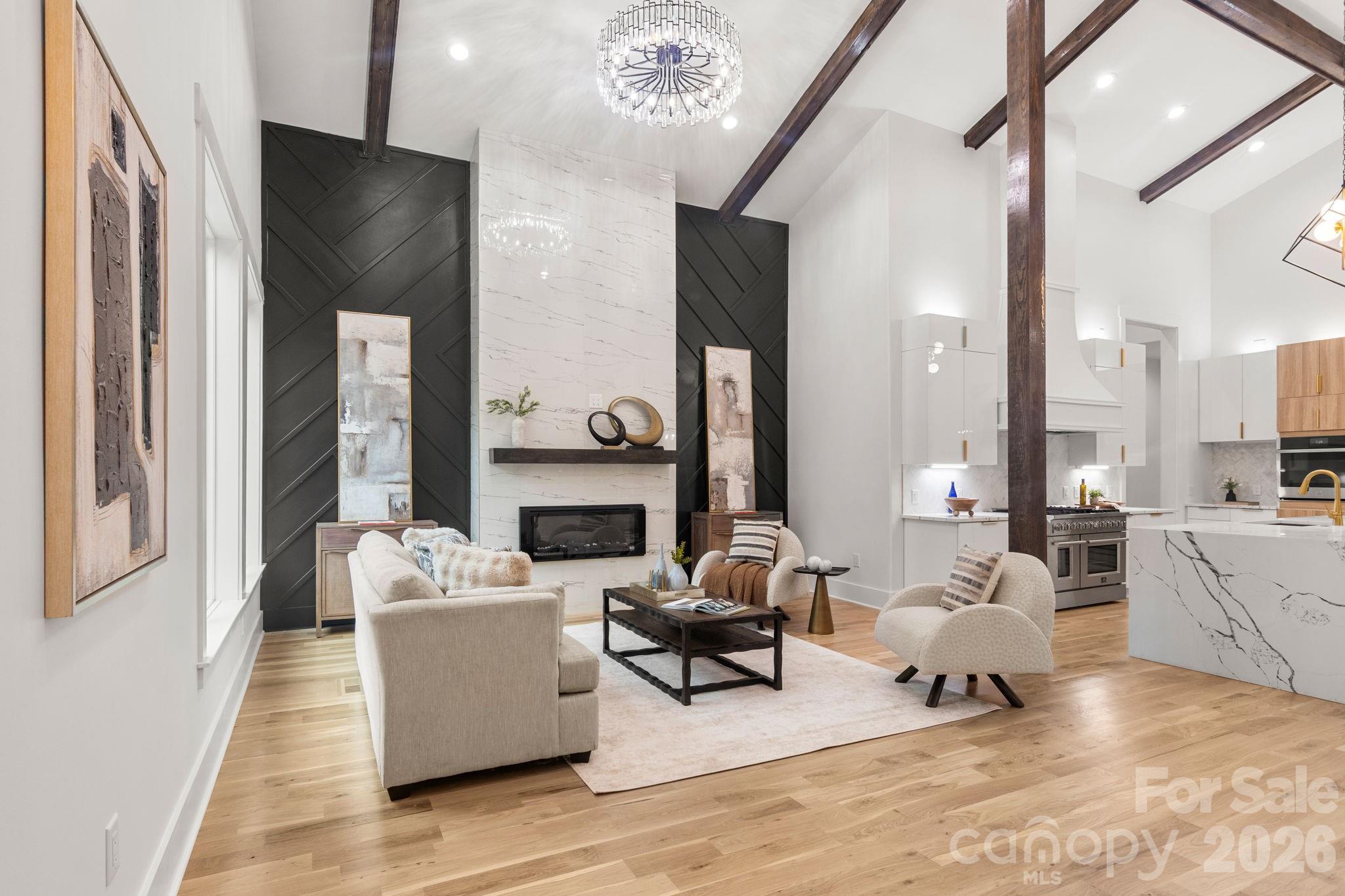 809 Crater Street — Charlotte