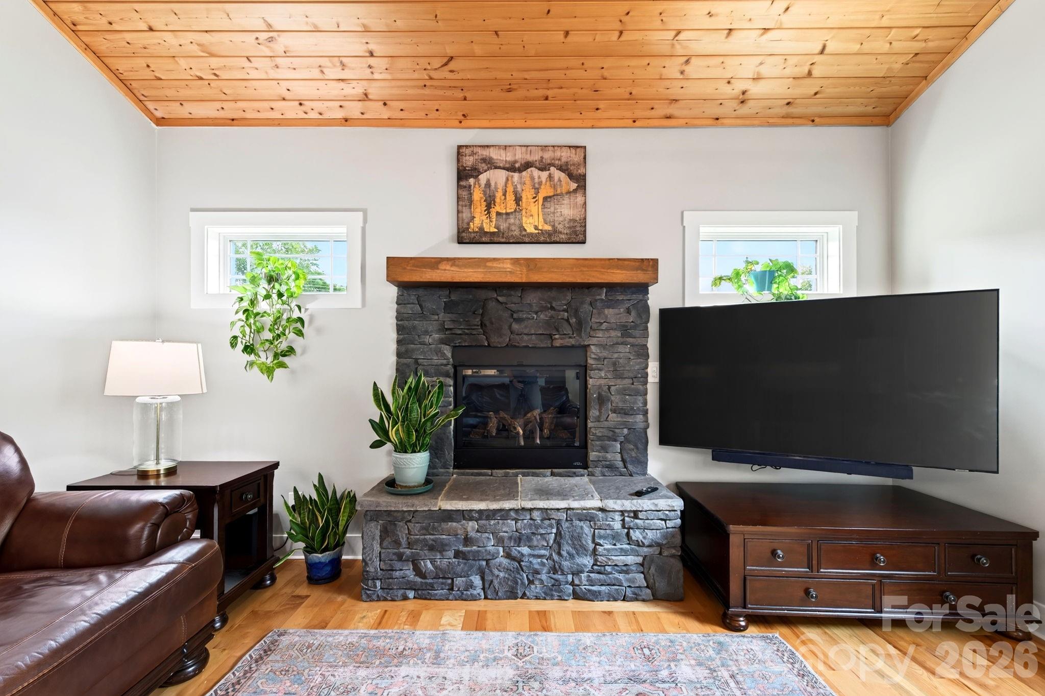 7 Addison Fisher Way — Asheville