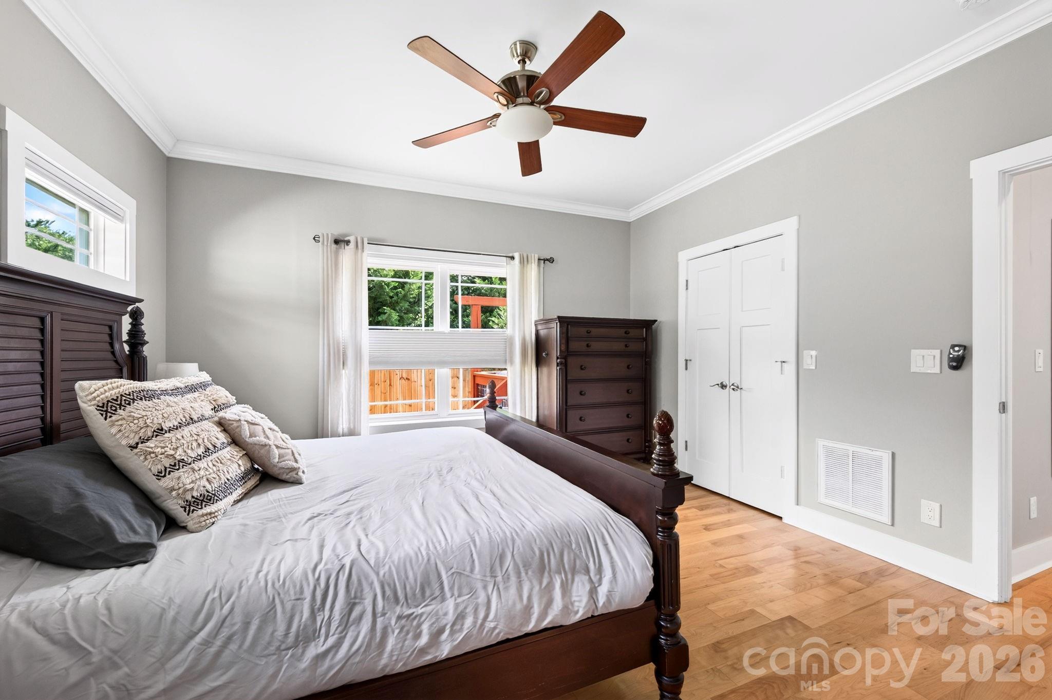 7 Addison Fisher Way — Asheville