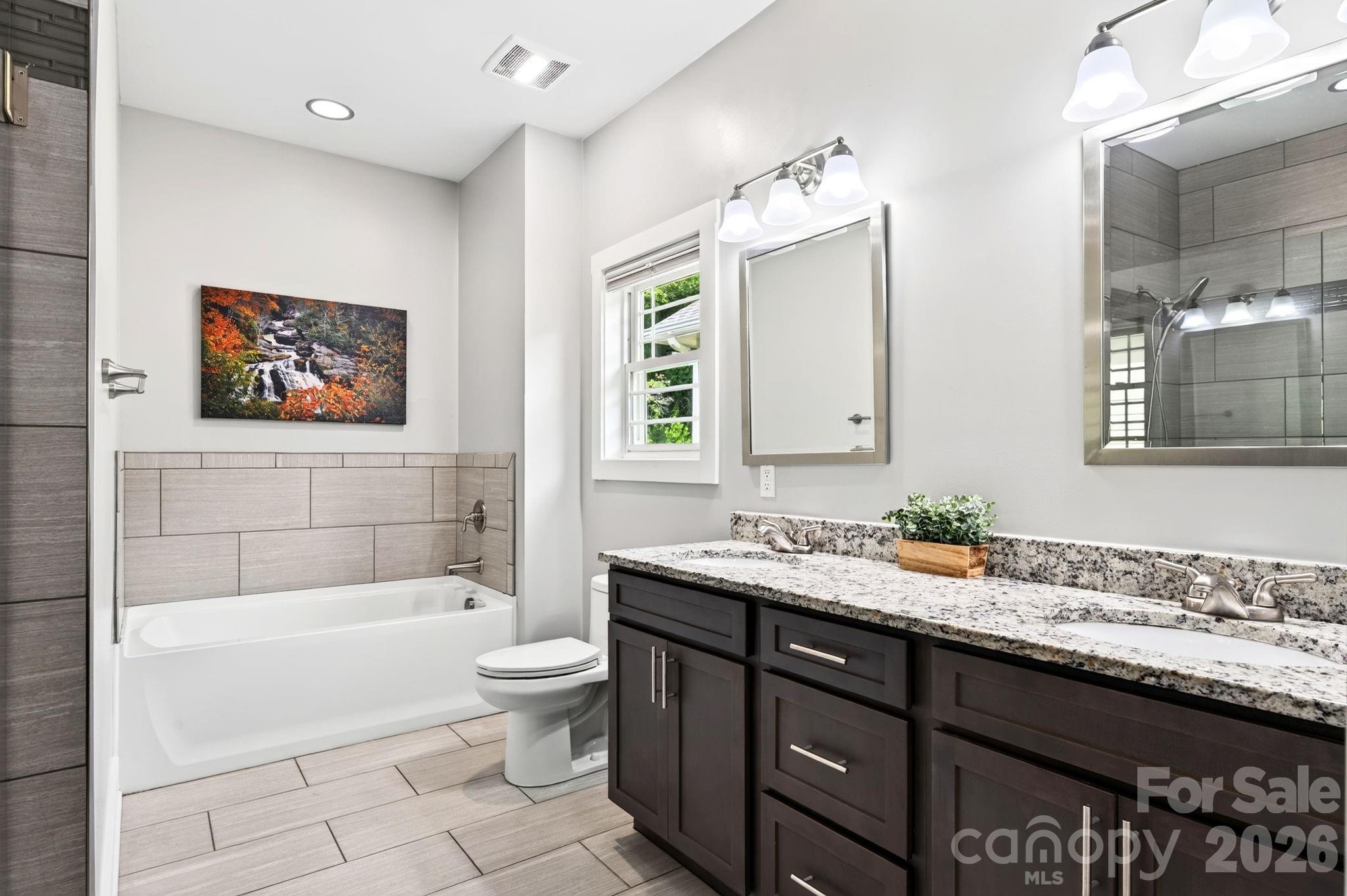 7 Addison Fisher Way — Asheville