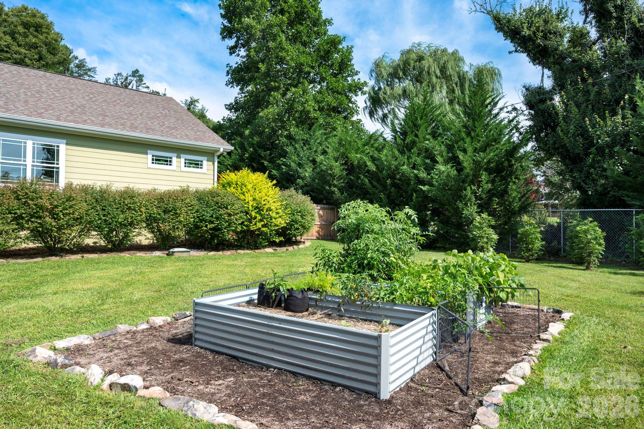 7 Addison Fisher Way — Asheville