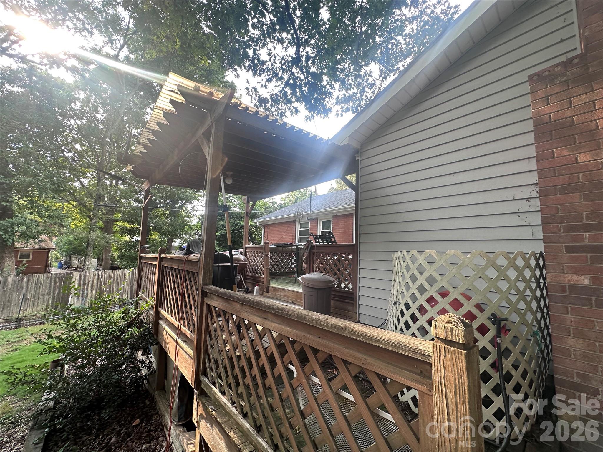 7216 Lockmont Drive — Charlotte