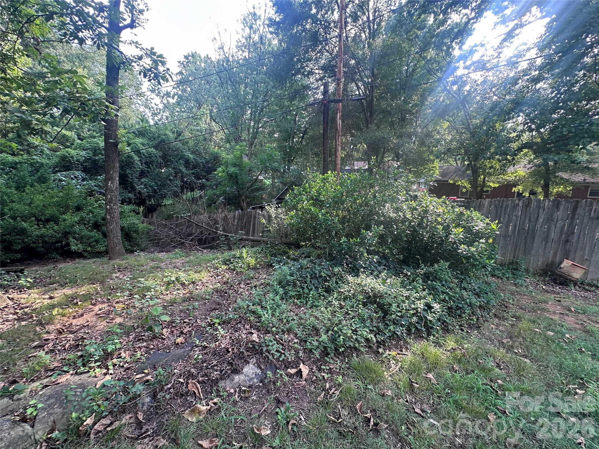 7216 Lockmont Drive — Charlotte