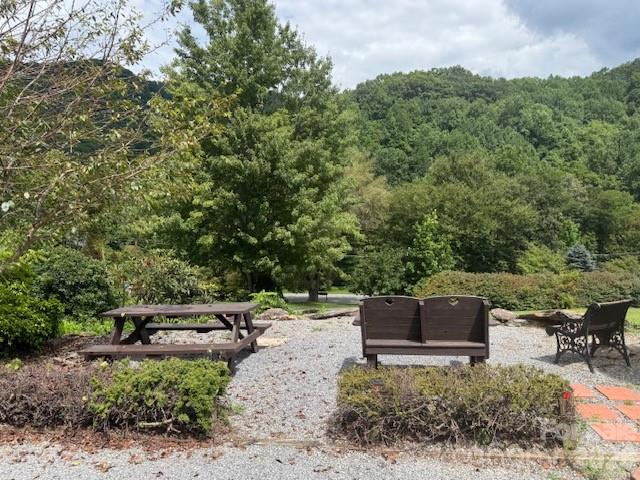 56 Chateau Lane — Maggie Valley