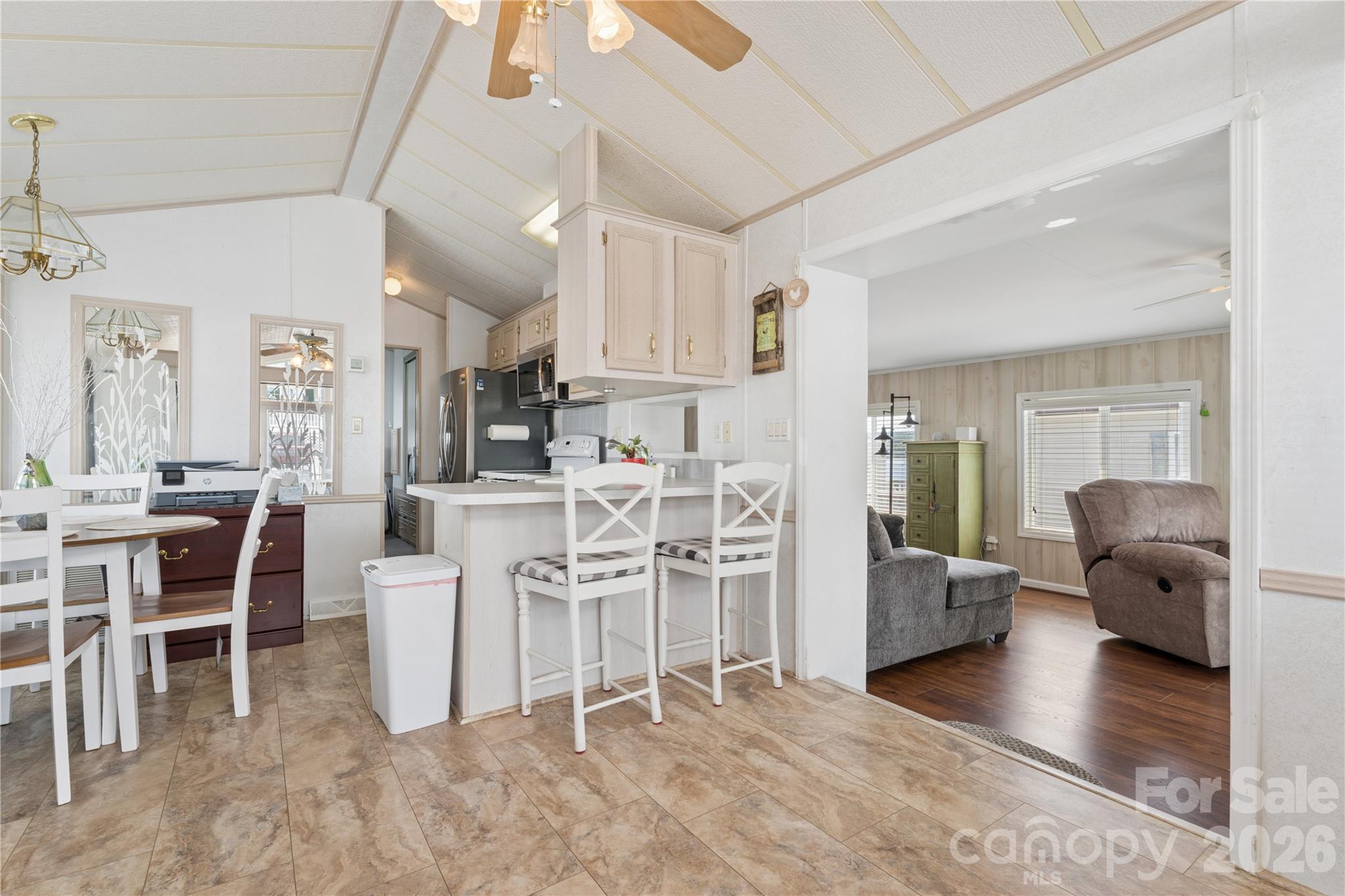 113 Dare Lane — New London