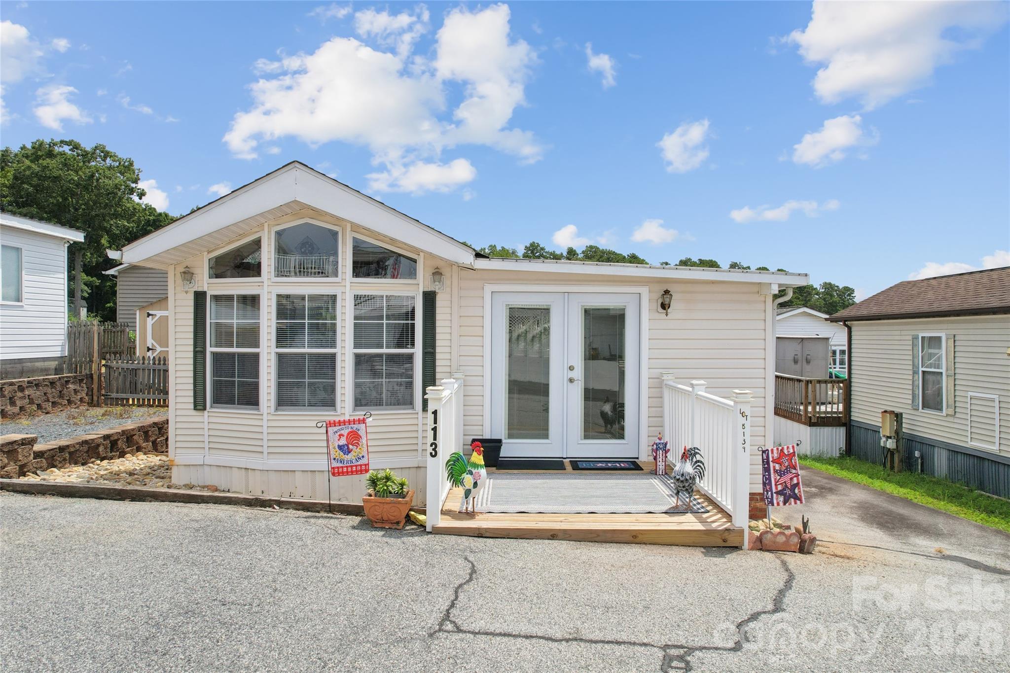 113 Dare Lane — New London