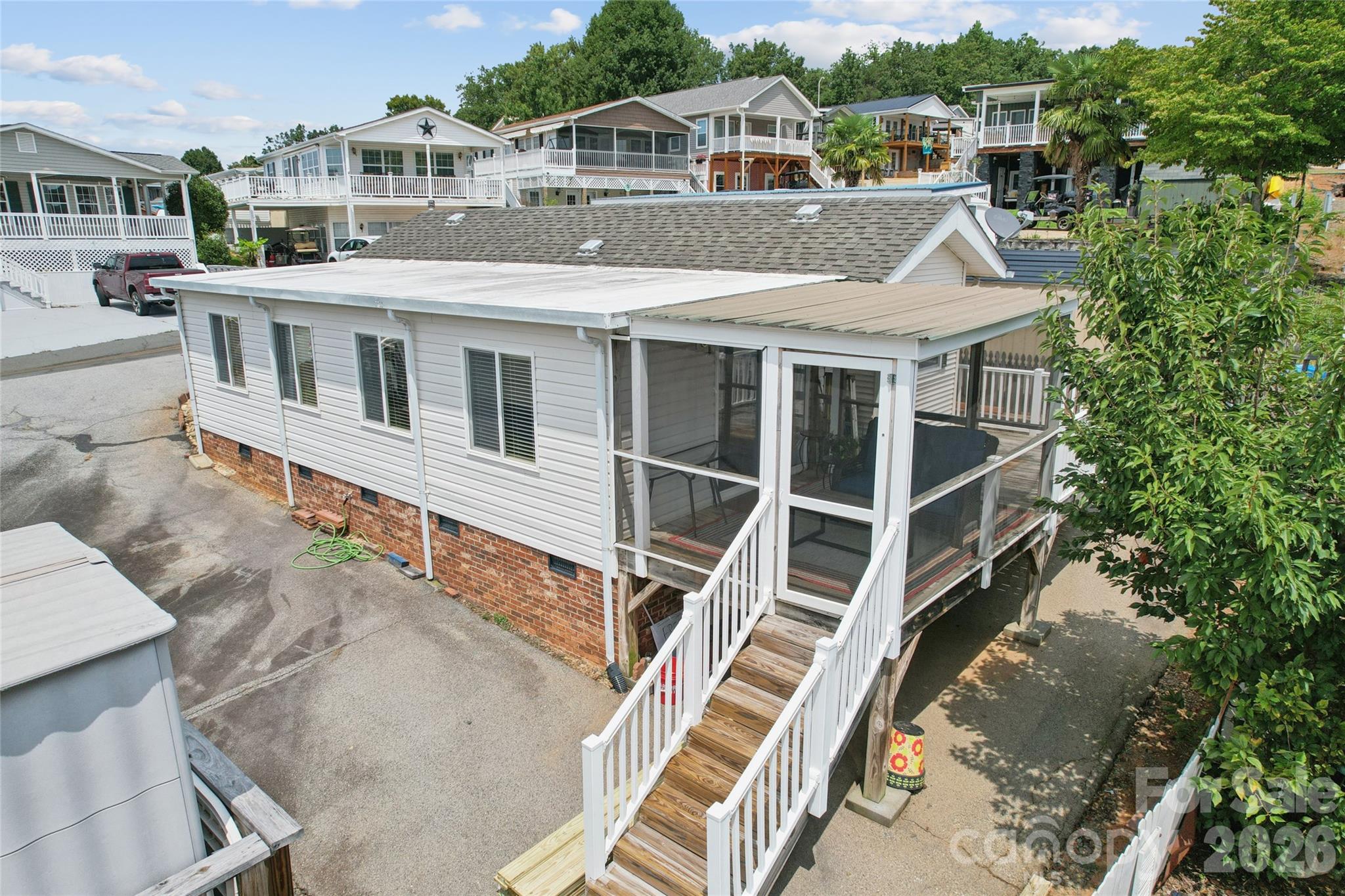 113 Dare Lane — New London