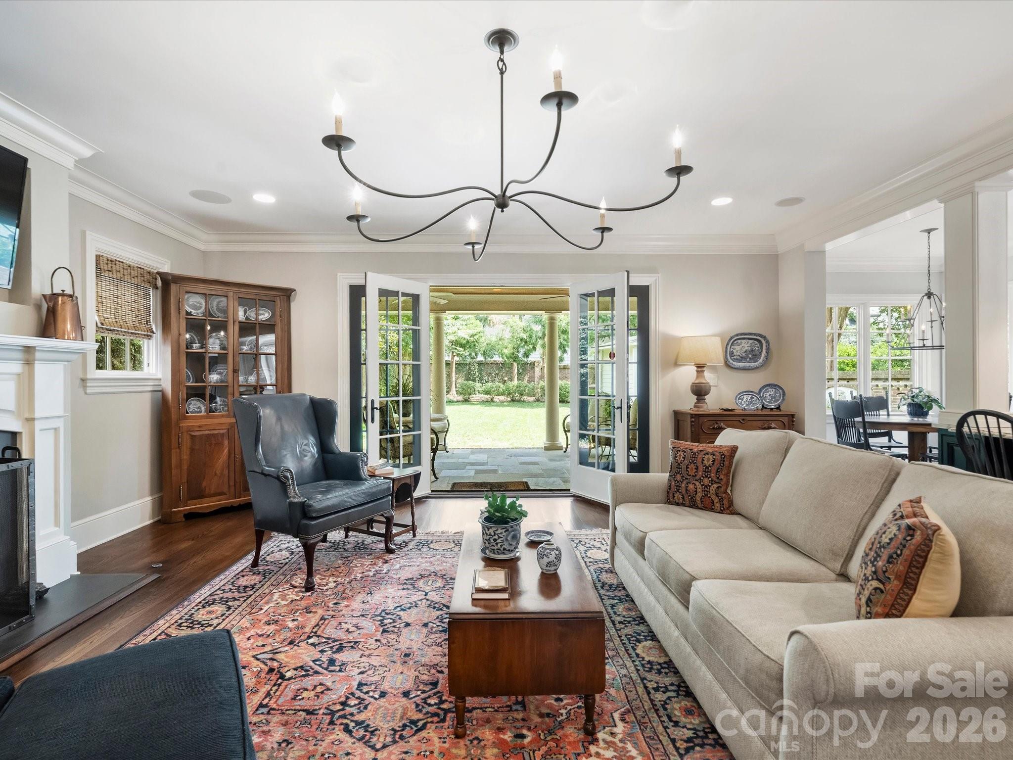 309 Hempstead Place — Charlotte