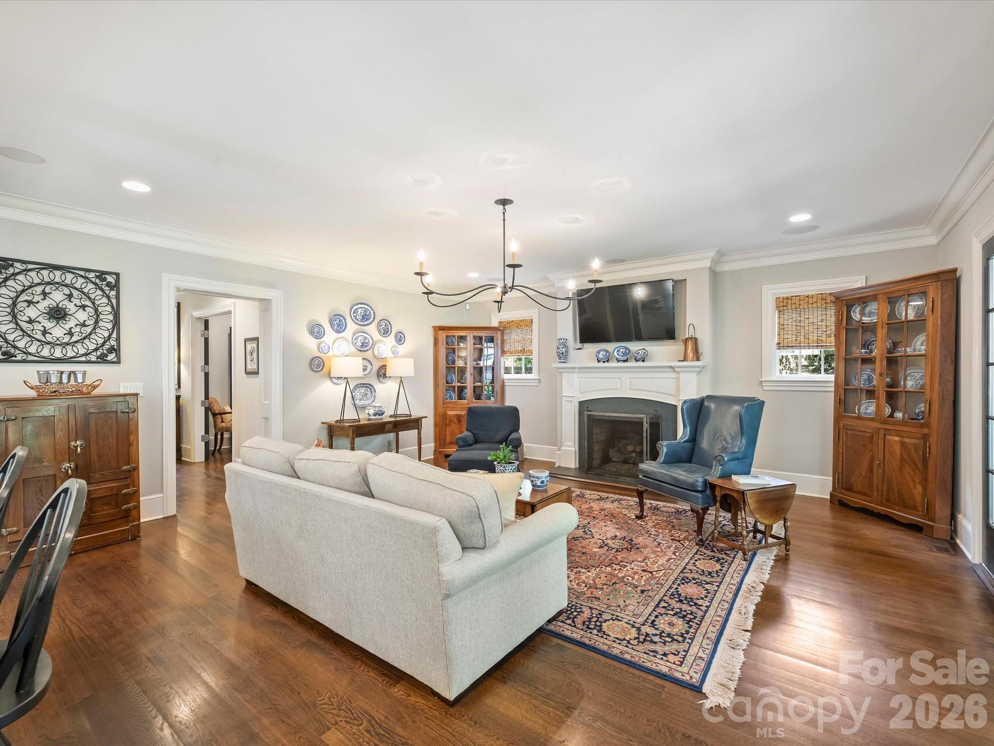 309 Hempstead Place — Charlotte