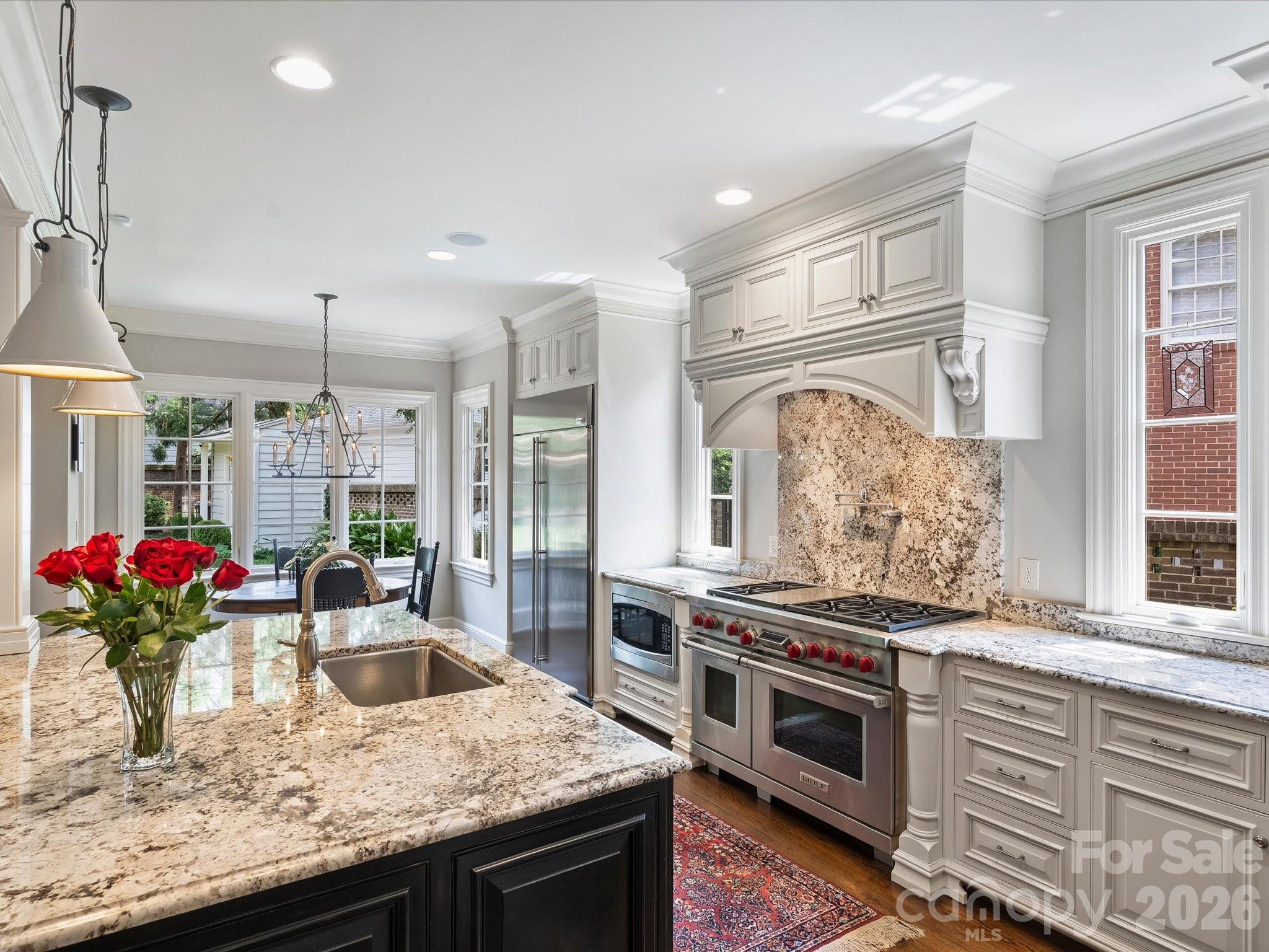 309 Hempstead Place — Charlotte
