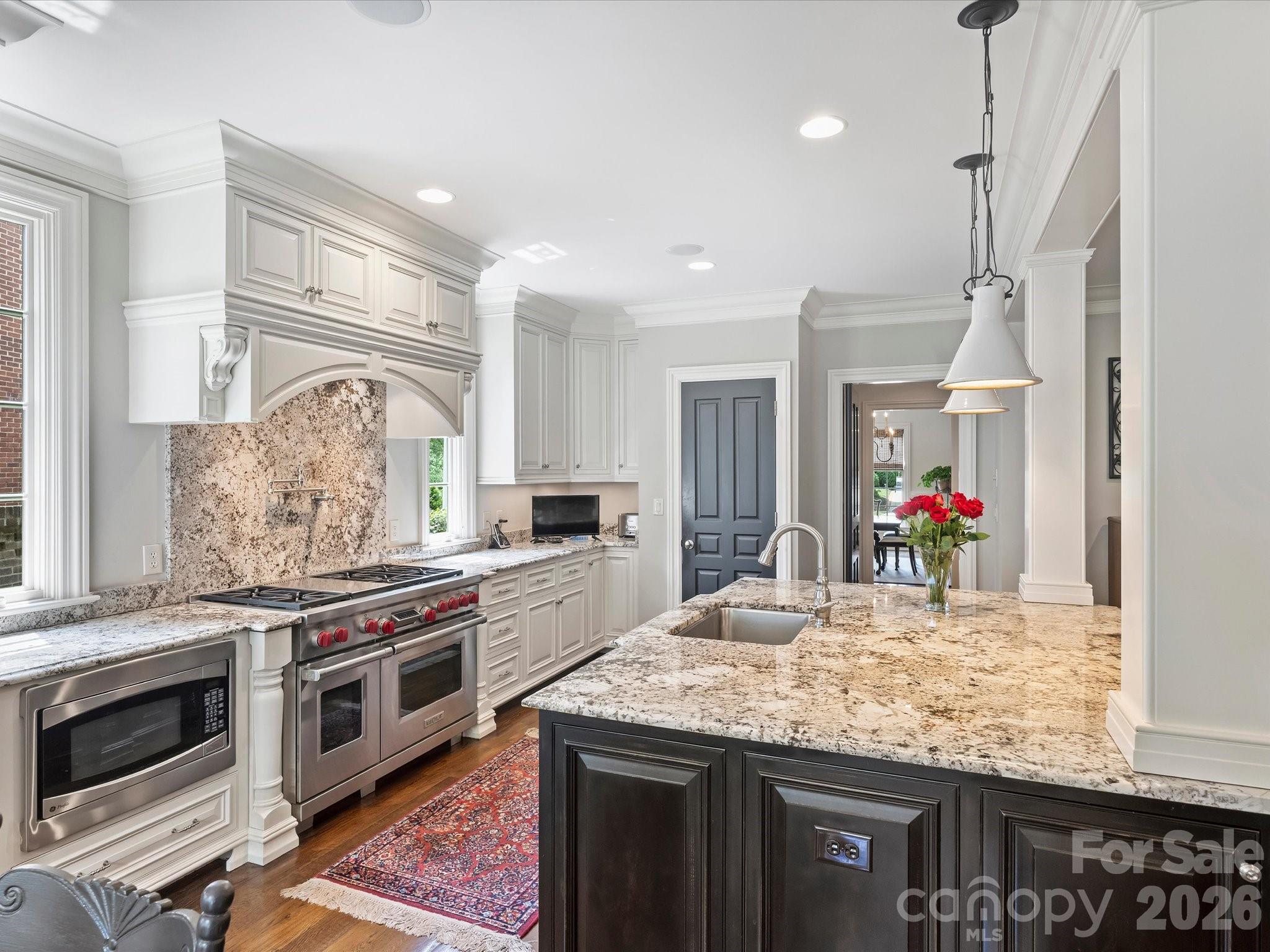 309 Hempstead Place — Charlotte