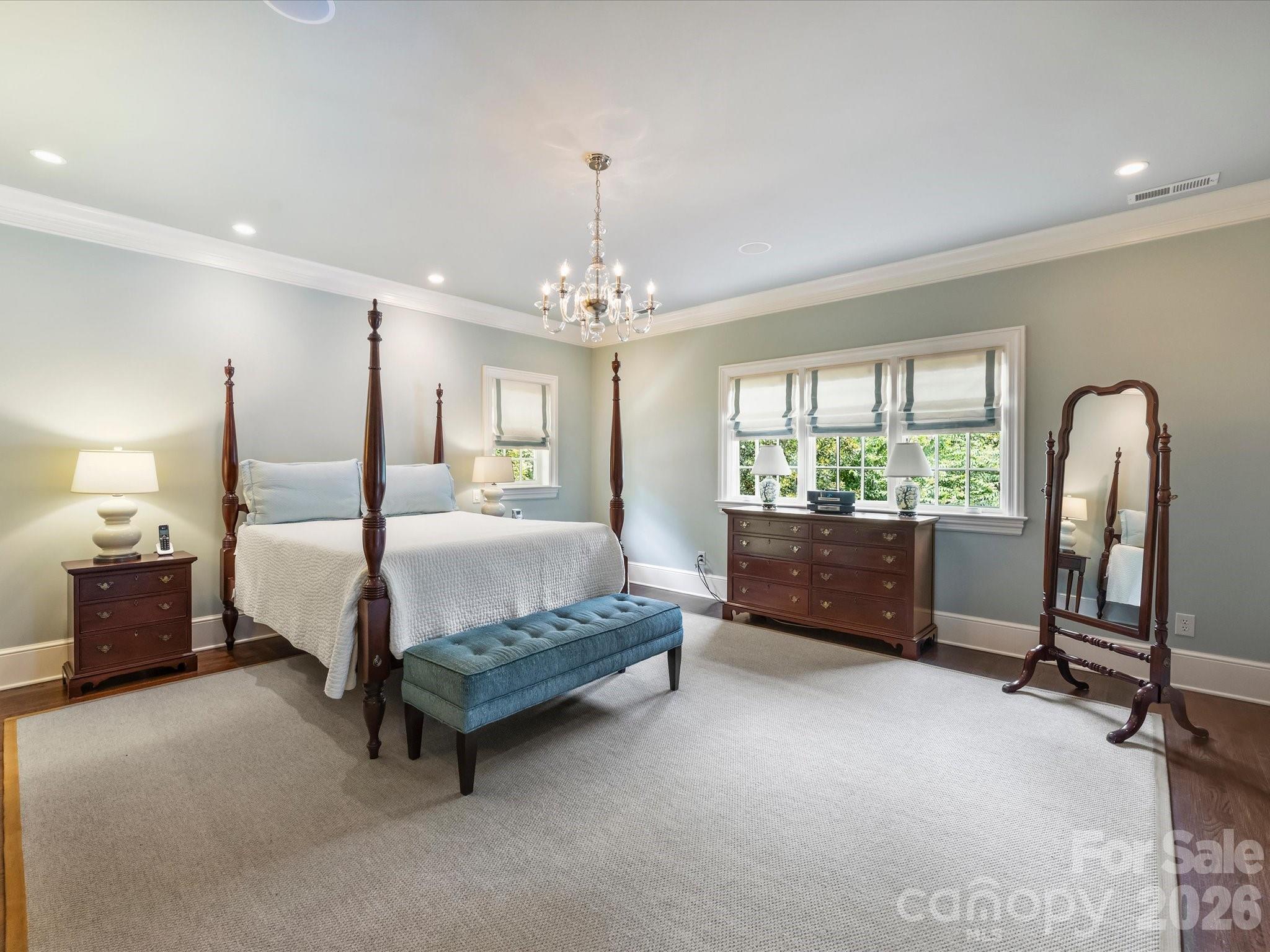 309 Hempstead Place — Charlotte