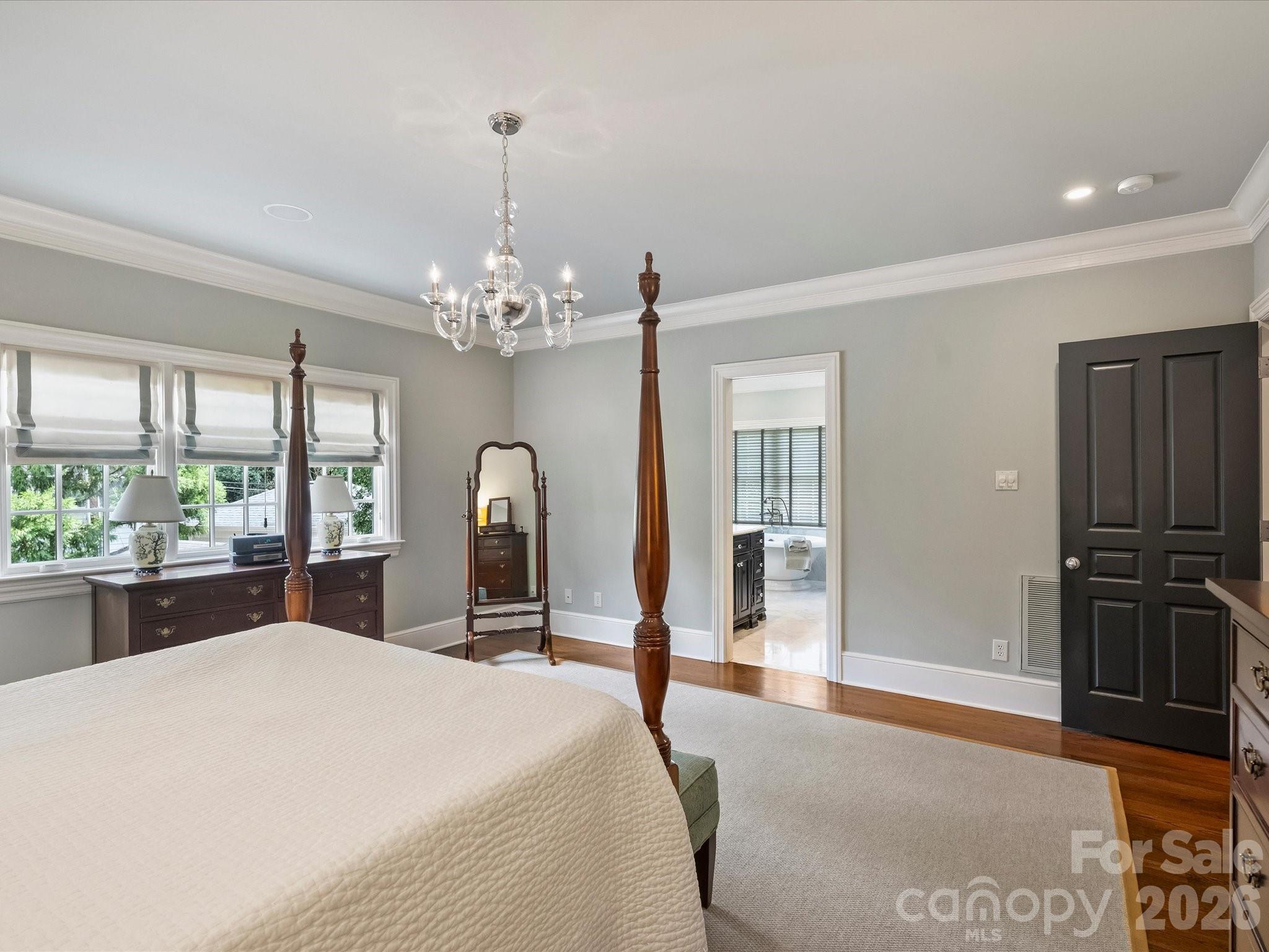 309 Hempstead Place — Charlotte