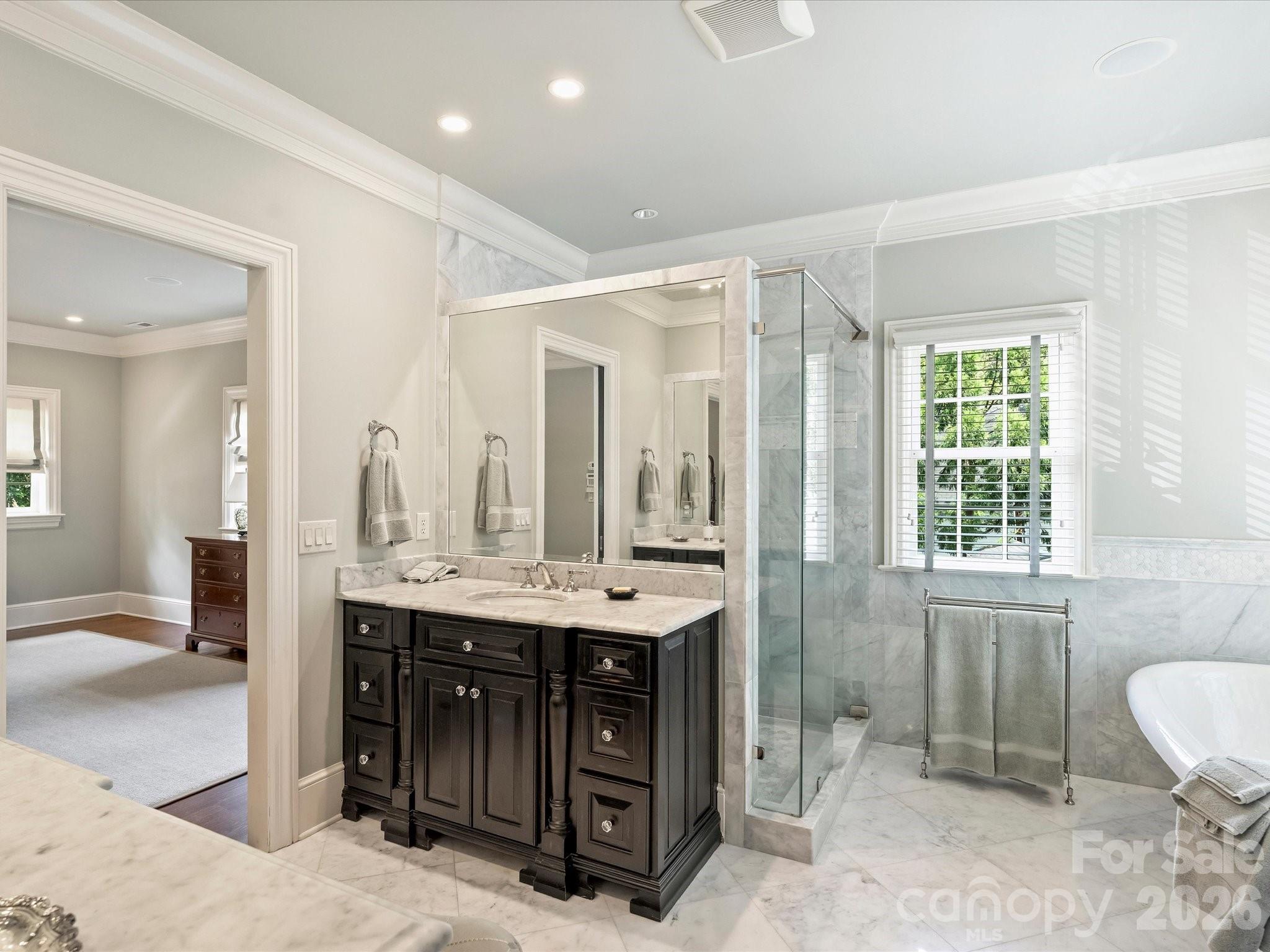 309 Hempstead Place — Charlotte