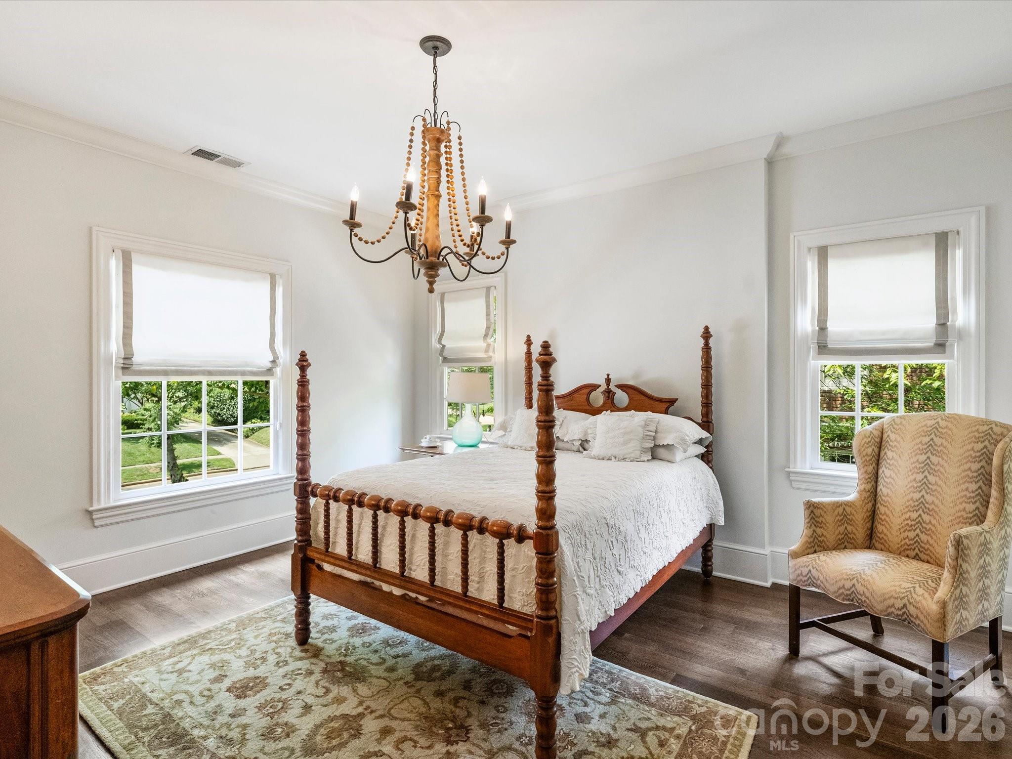 309 Hempstead Place — Charlotte