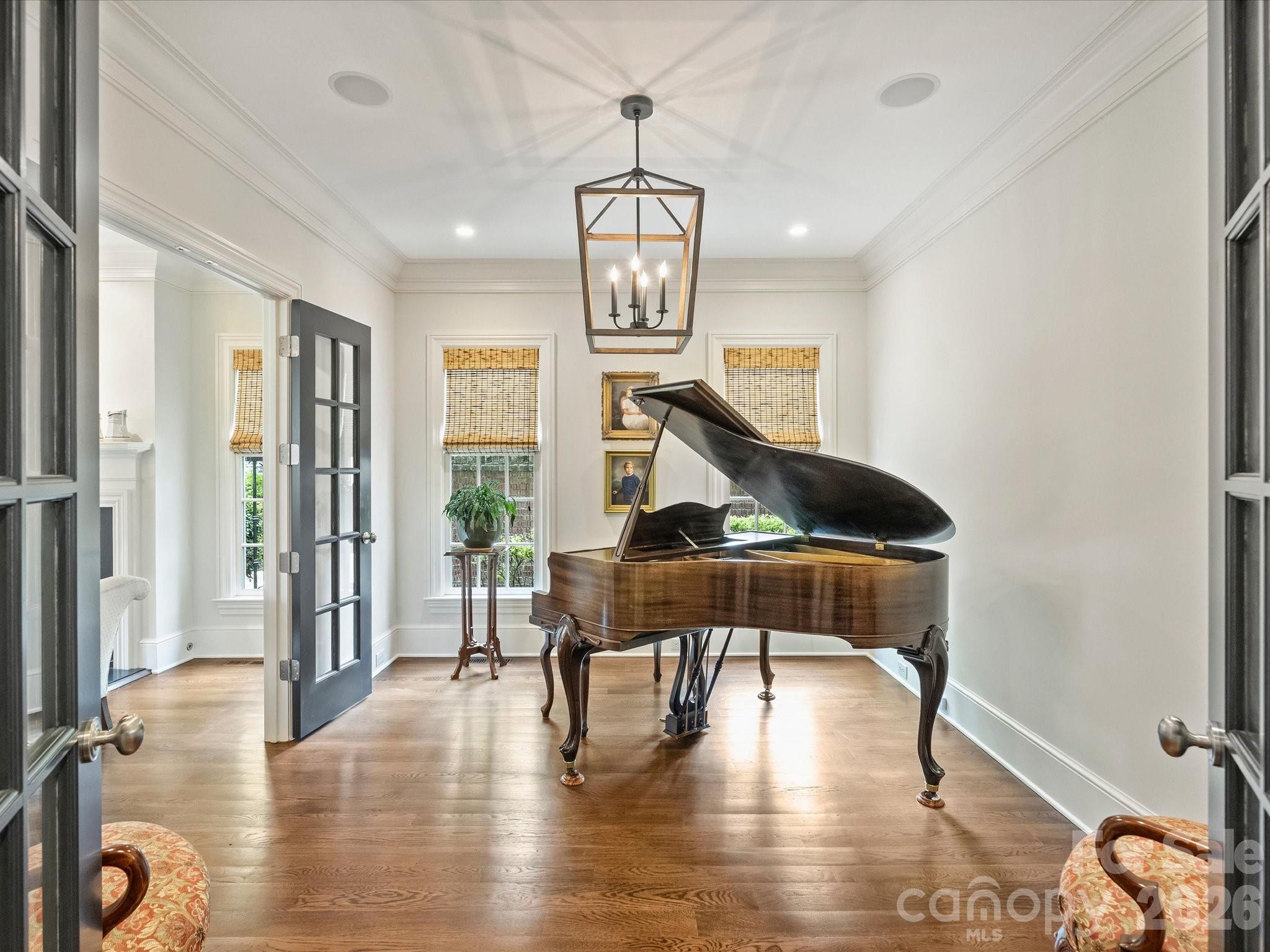 309 Hempstead Place — Charlotte