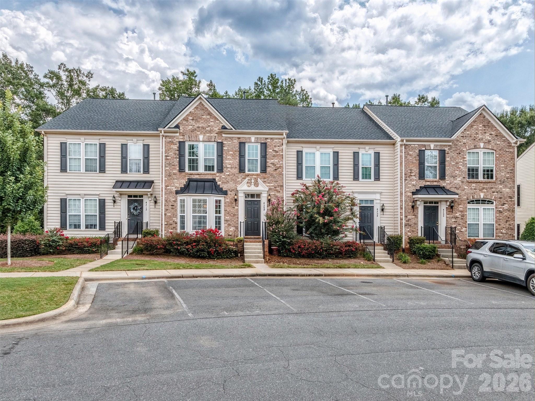 4308 Park South Station Boulevard — Charlotte