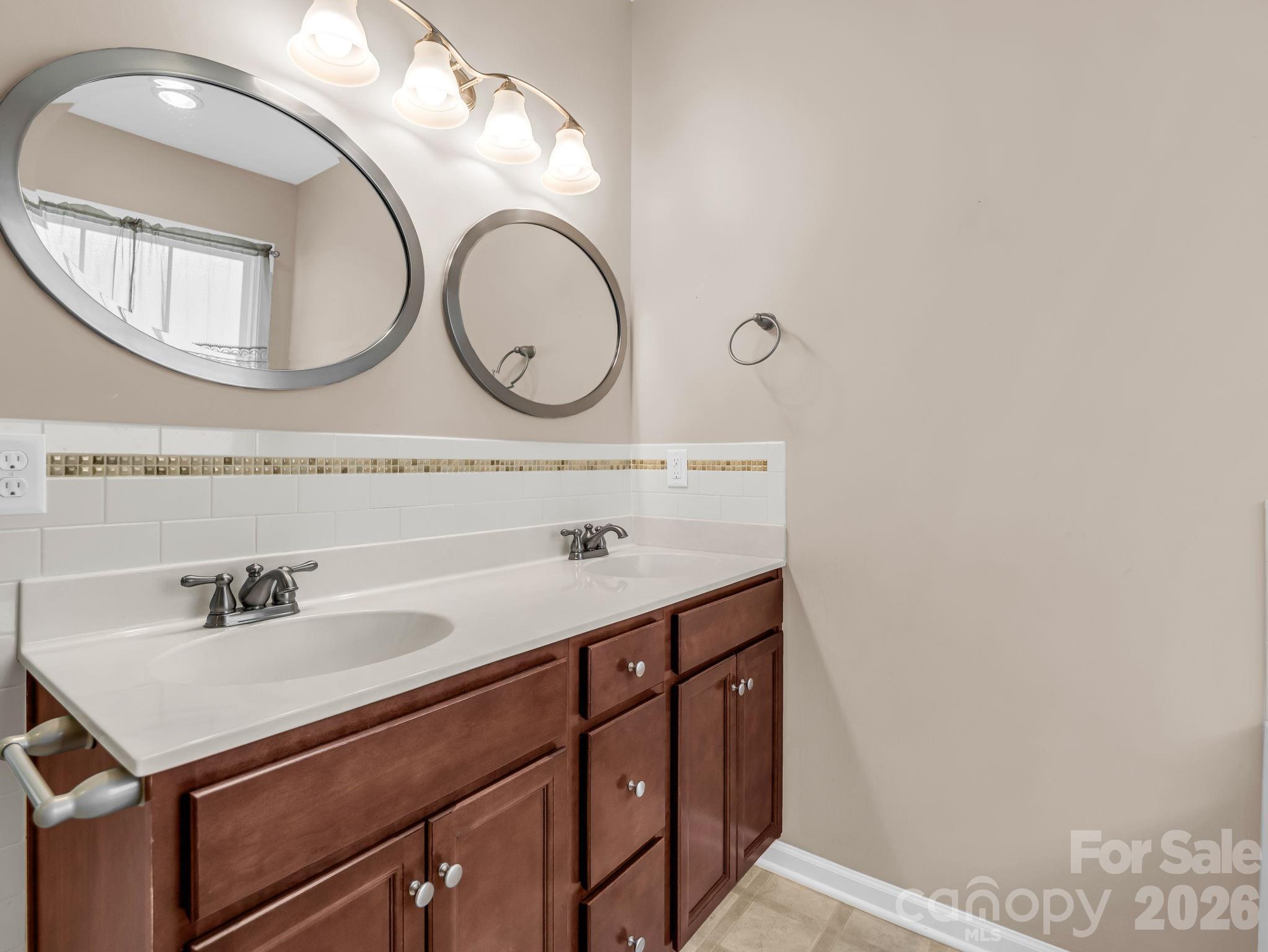 93 Foxtail Court — Hendersonville