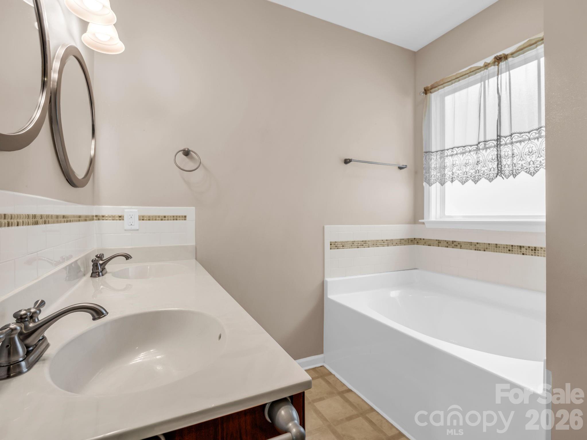 93 Foxtail Court — Hendersonville