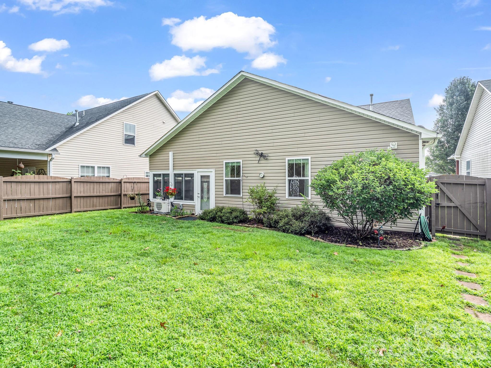 93 Foxtail Court — Hendersonville