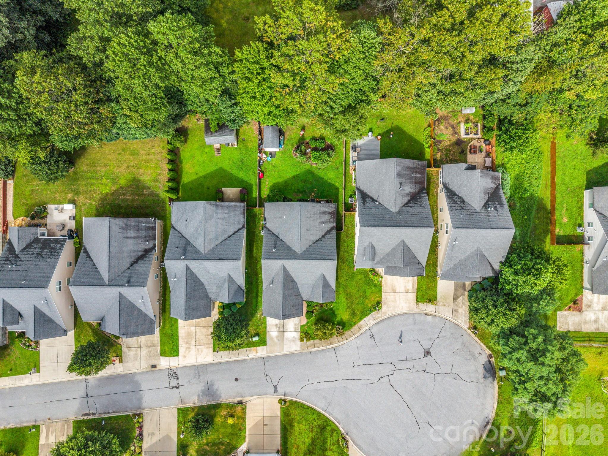 93 Foxtail Court — Hendersonville