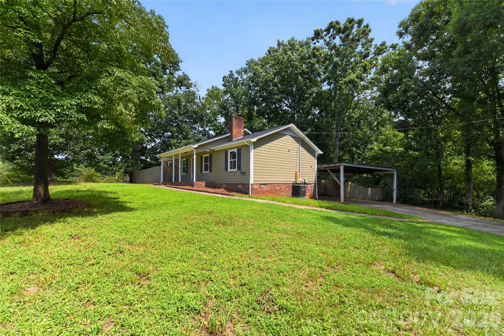 4625 Longbriar Drive — Gastonia
