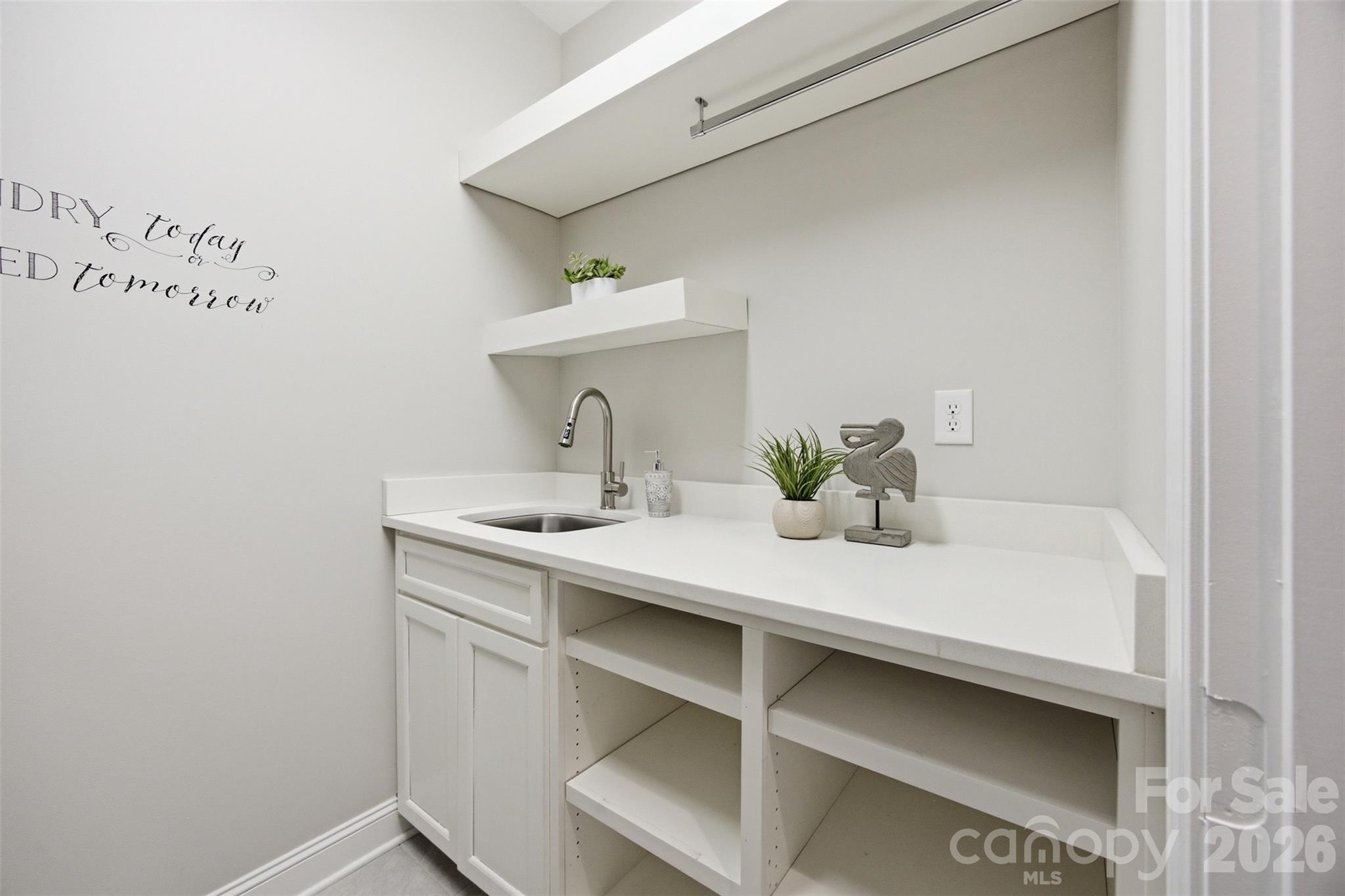 5529 Braddock Mill Way — Lancaster