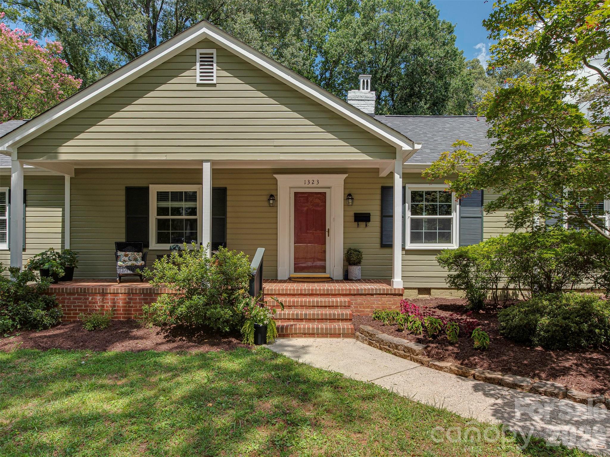 1323 Goodwin Avenue — Charlotte