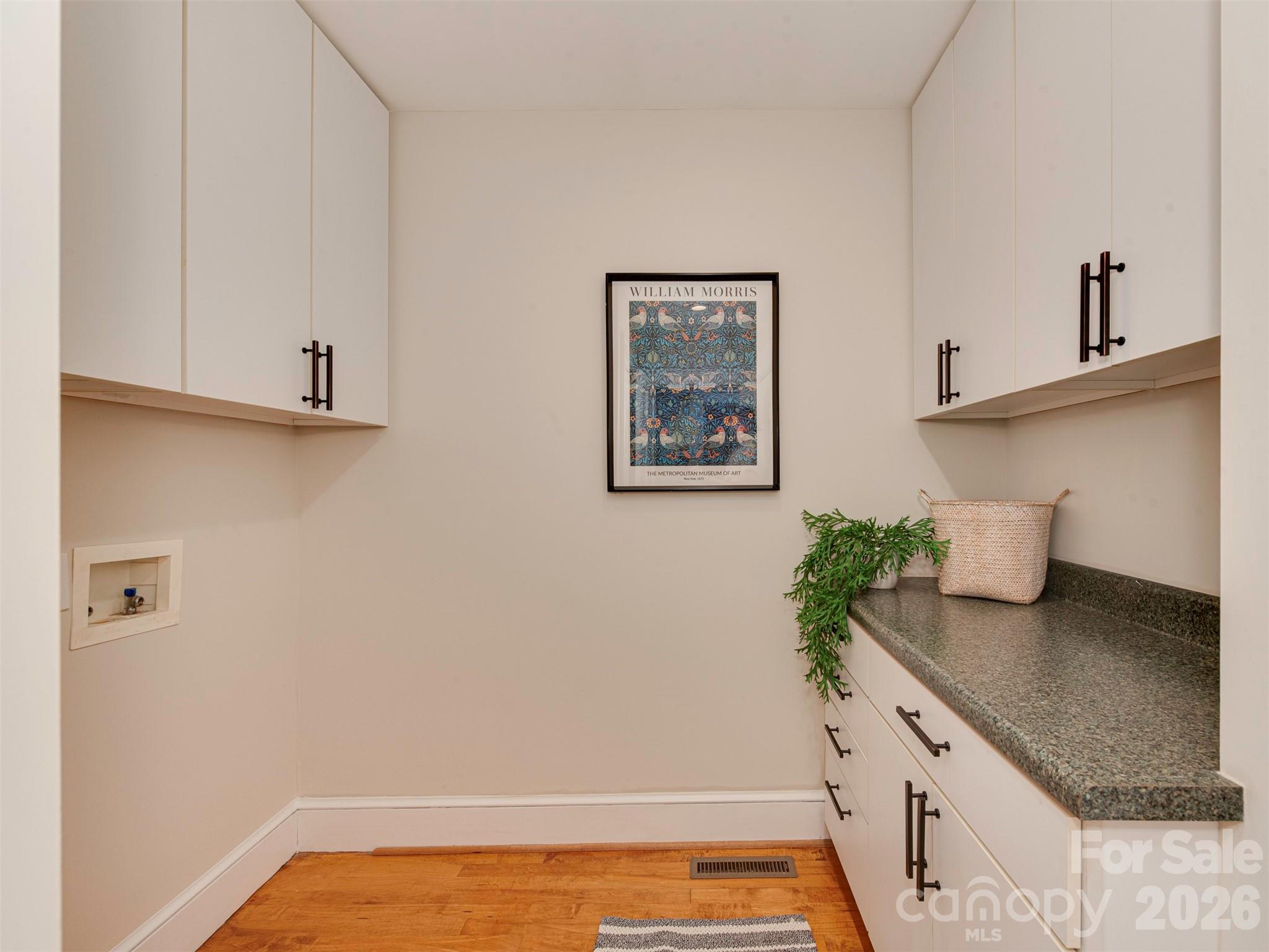 1323 Goodwin Avenue — Charlotte