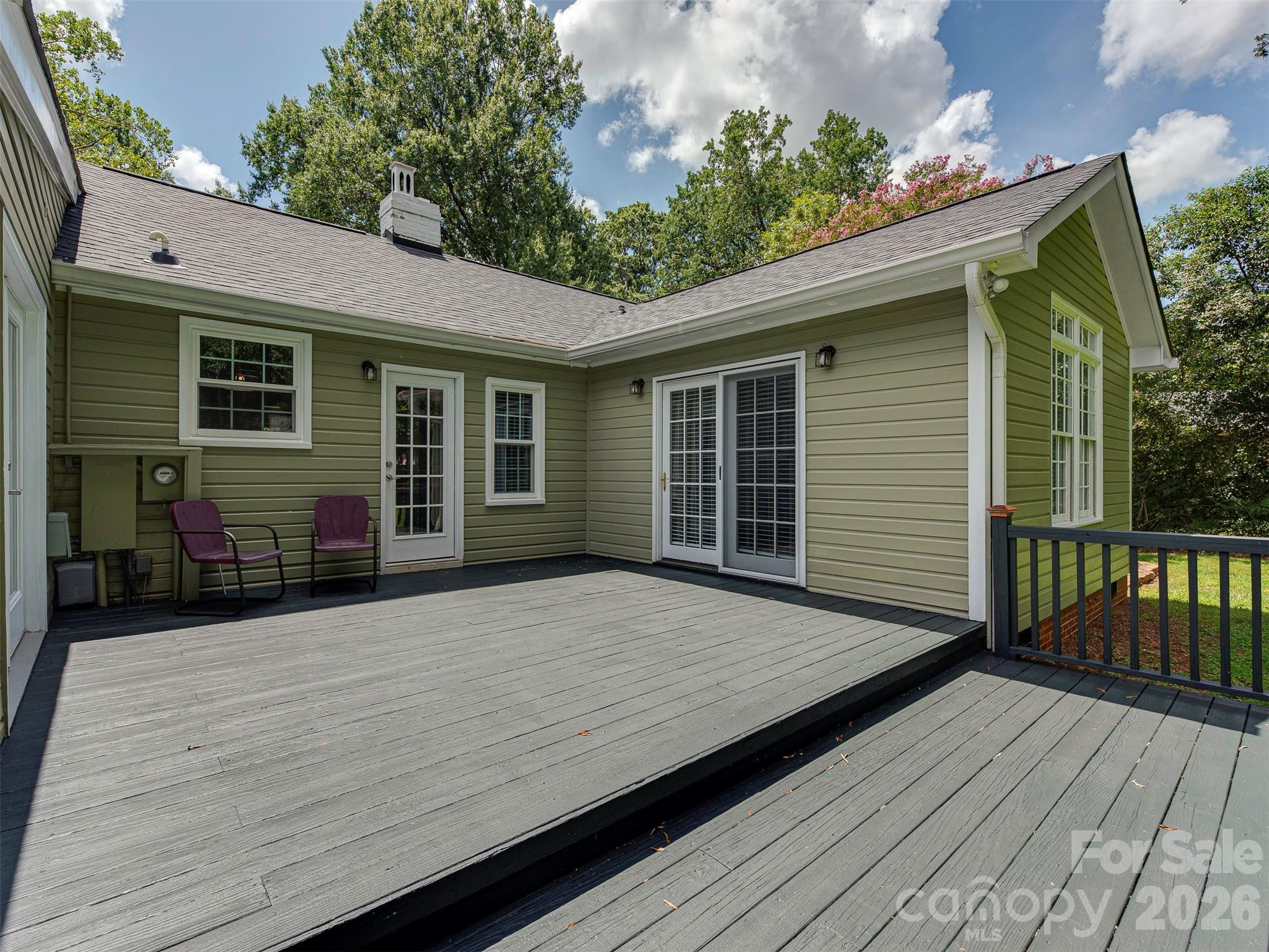 1323 Goodwin Avenue — Charlotte
