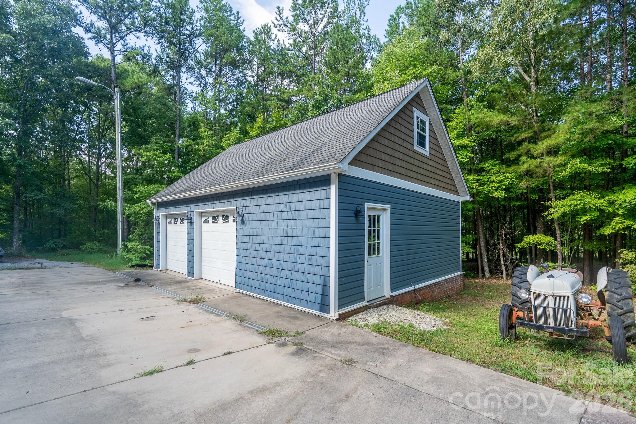 13891 Connor Road — Gold Hill