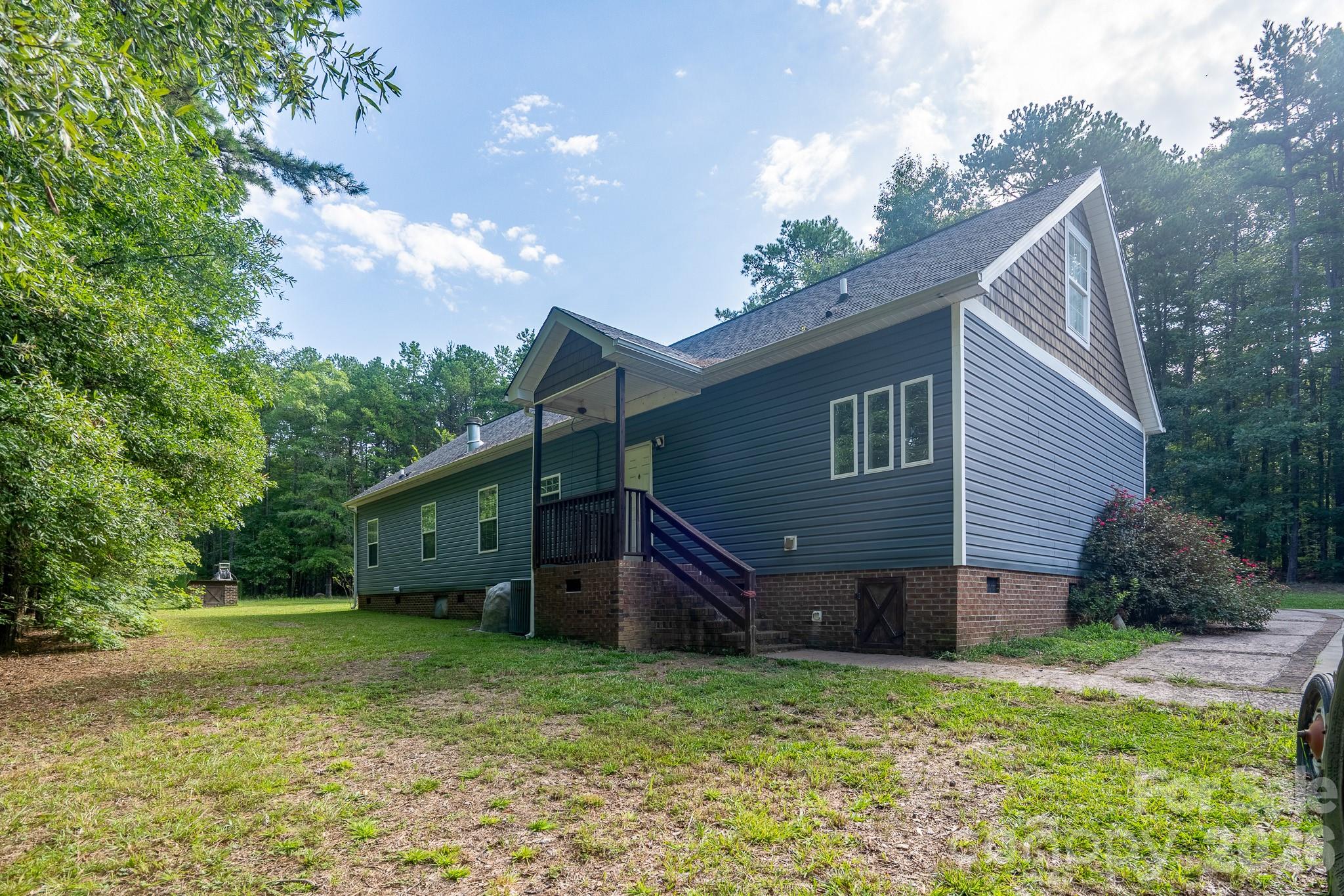 13891 Connor Road — Gold Hill