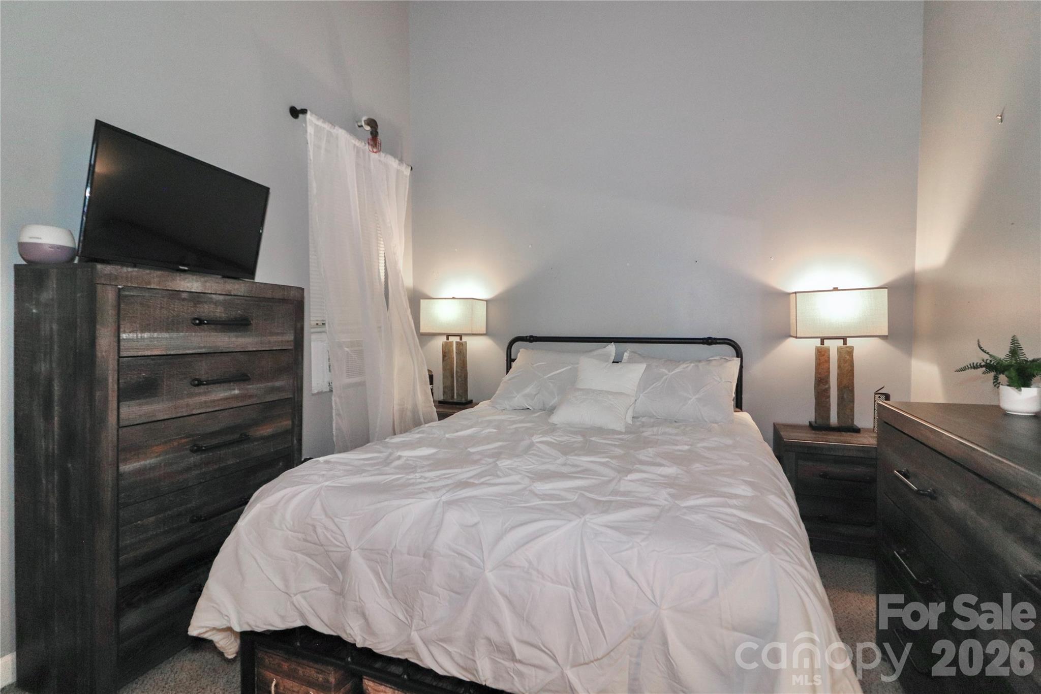 201 S Hoskins Road #315 — Charlotte