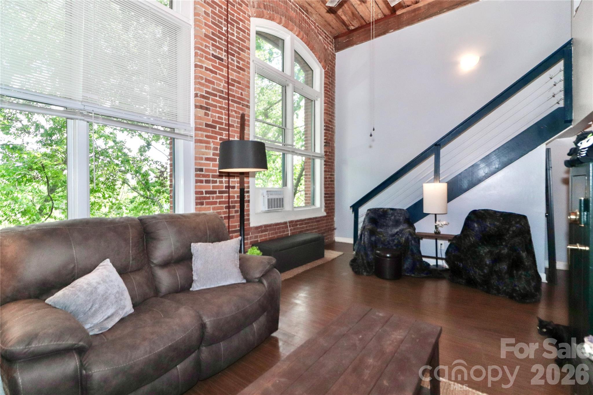 201 S Hoskins Road #315 — Charlotte