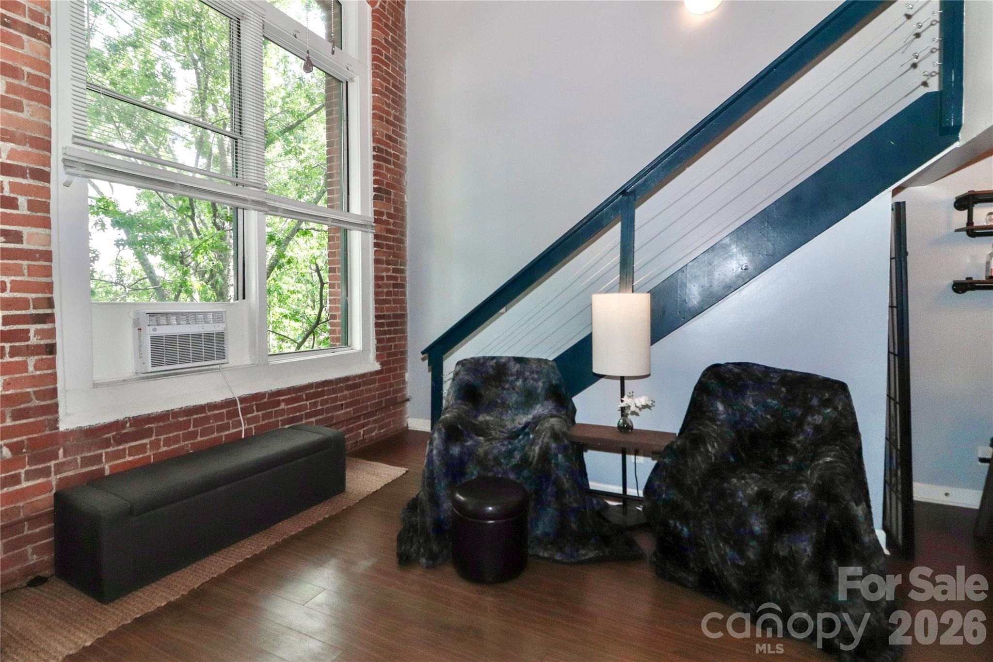 201 S Hoskins Road #315 — Charlotte