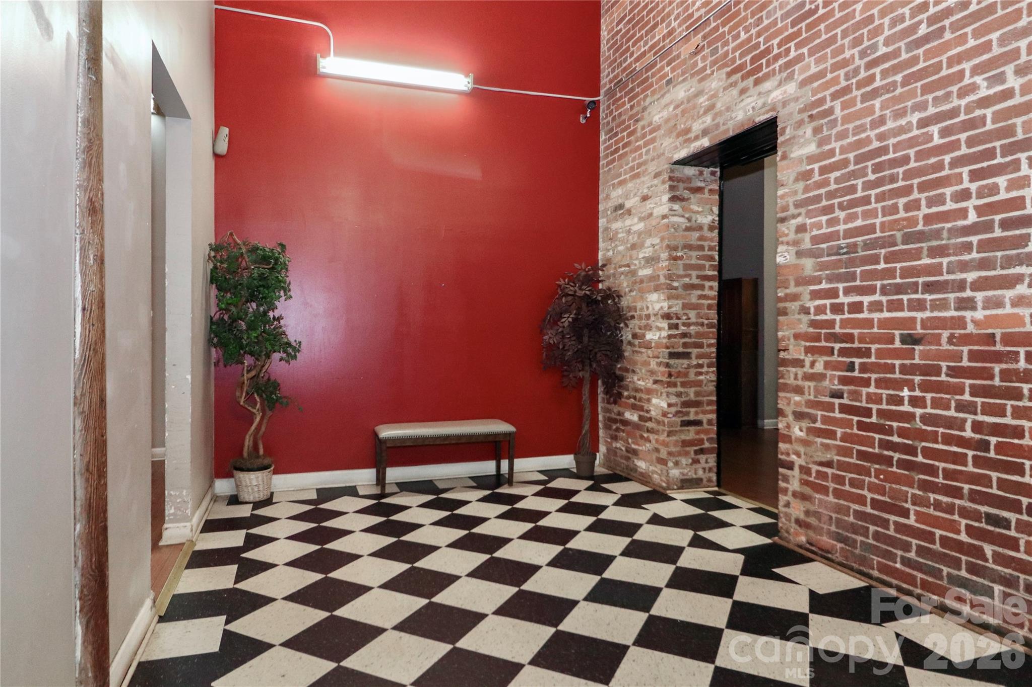 201 S Hoskins Road #315 — Charlotte