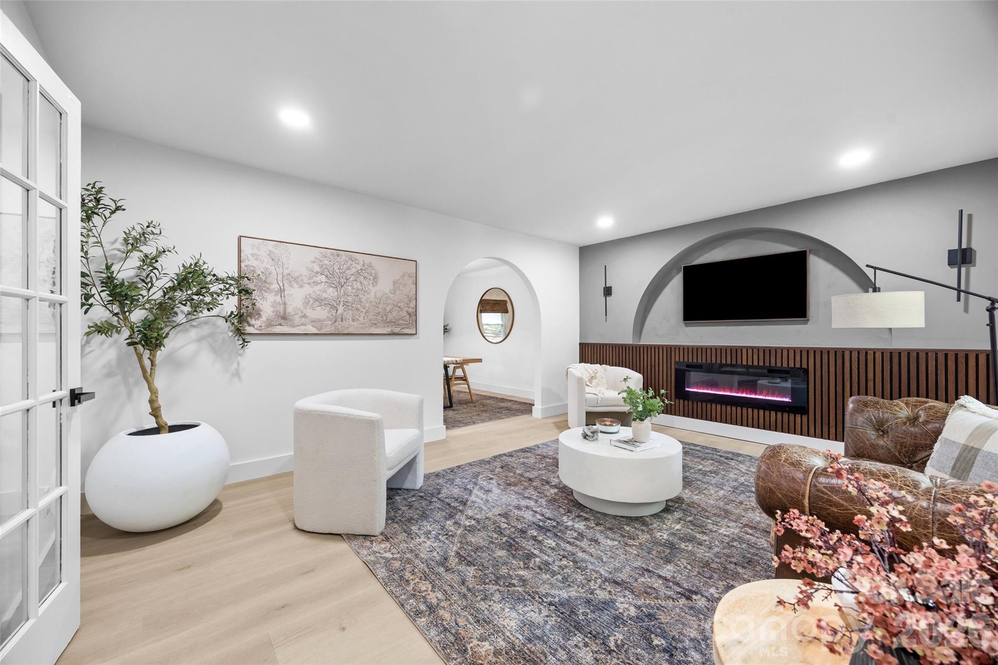 635 Trail Ridge Road — Matthews