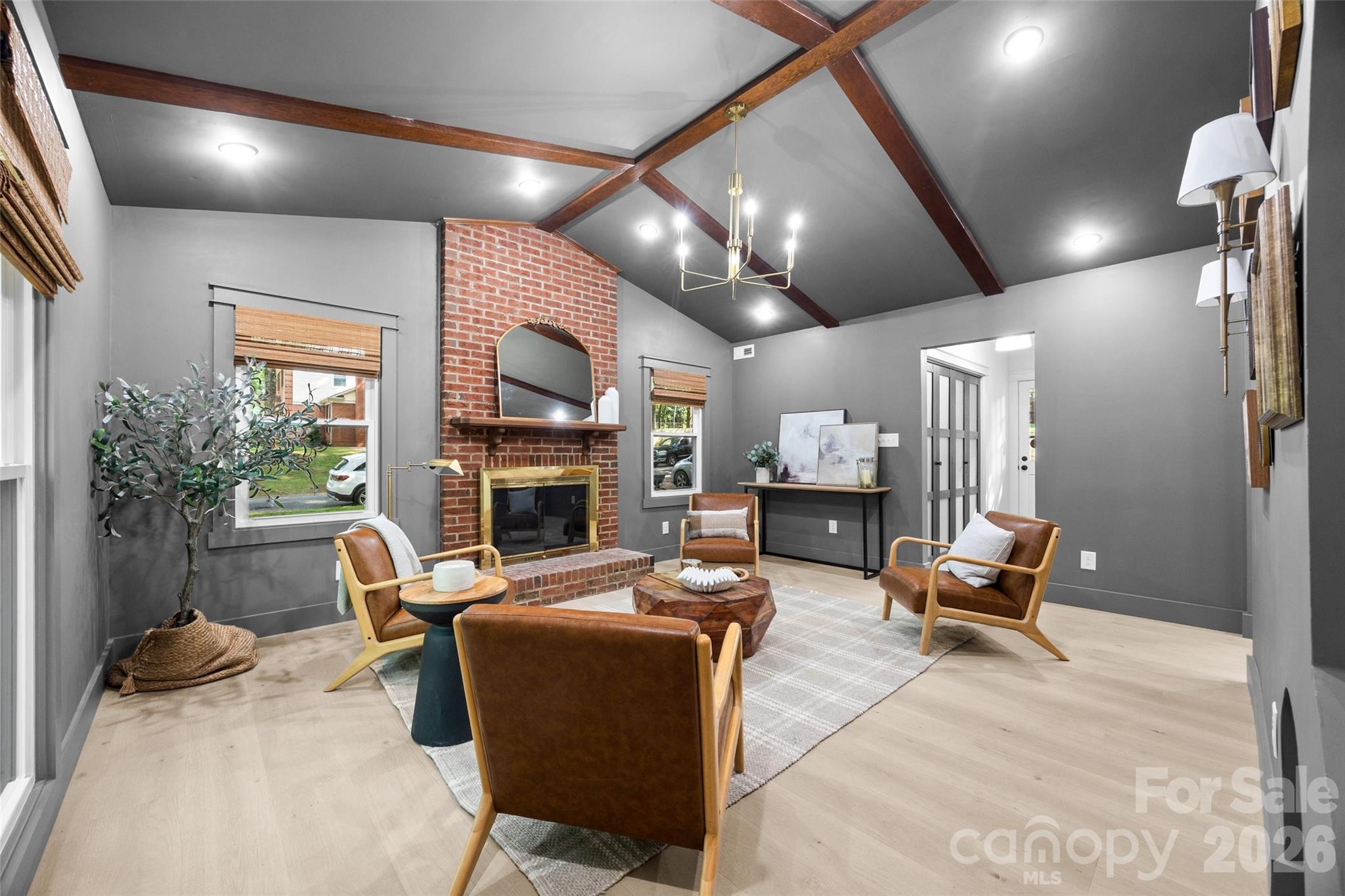 635 Trail Ridge Road — Matthews
