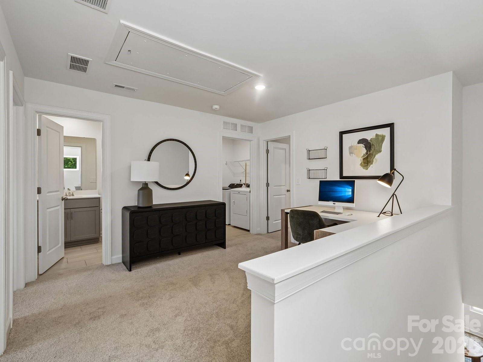4222 Murk Lane — Charlotte