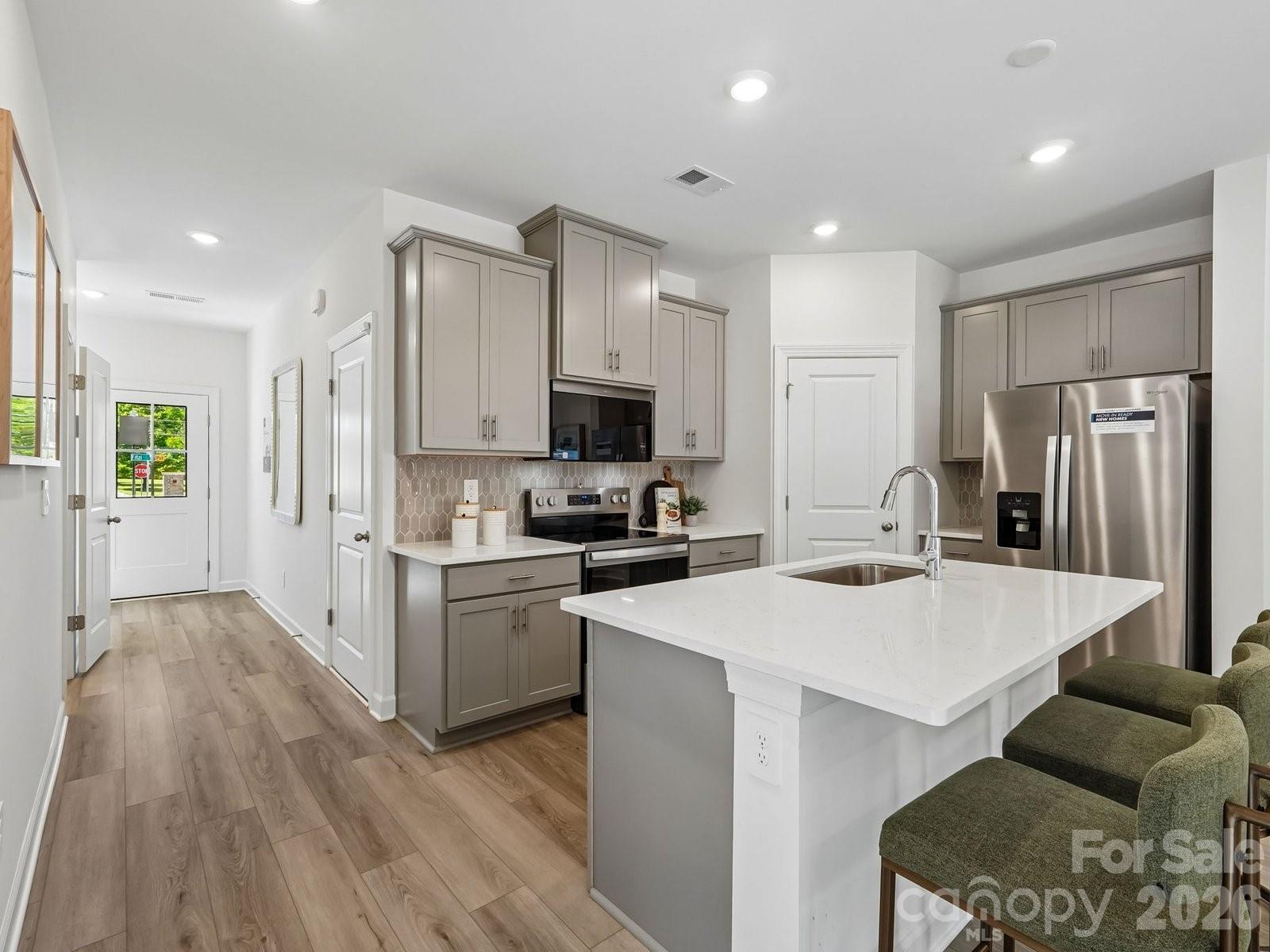 4222 Murk Lane — Charlotte