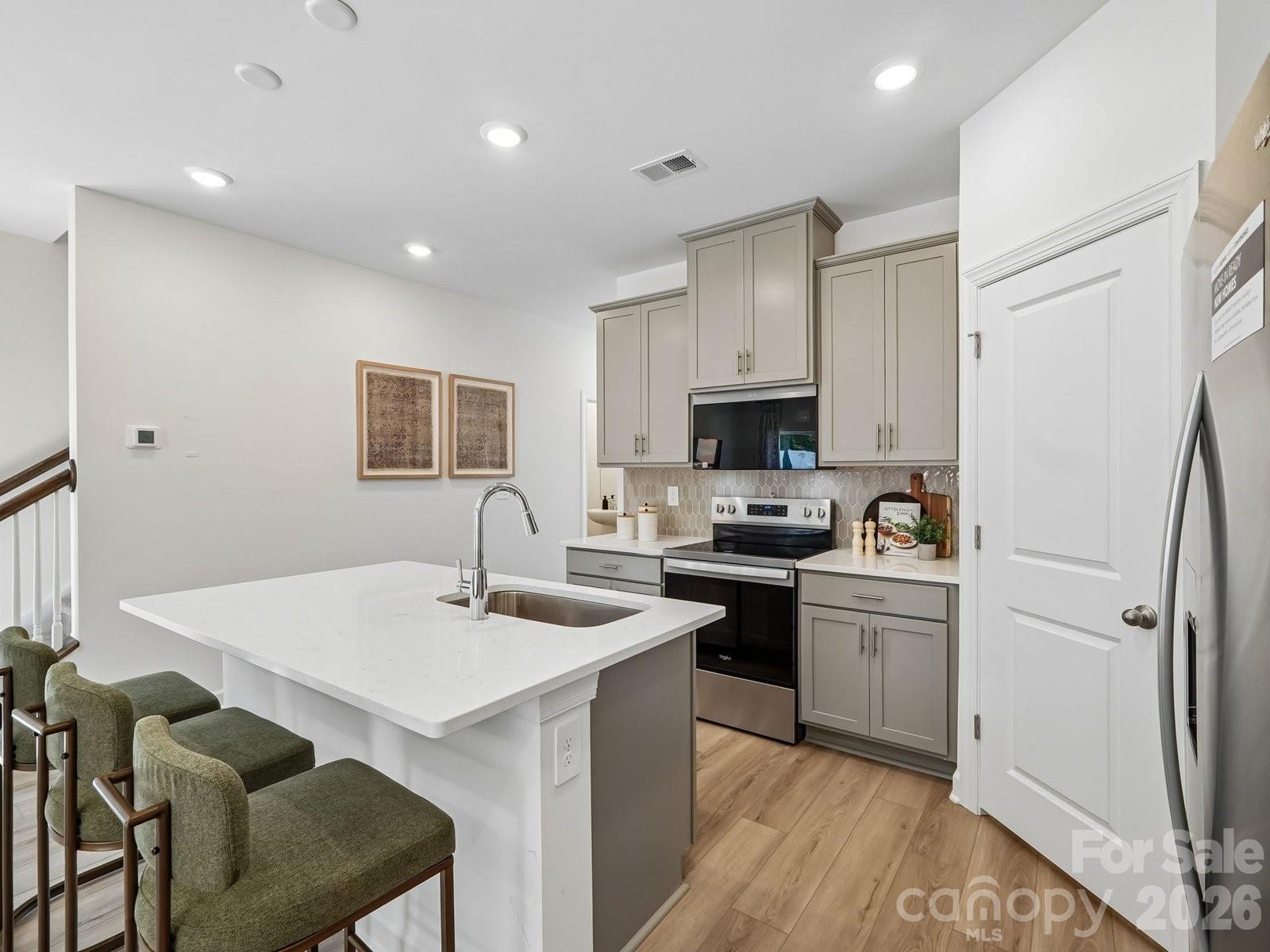 4226 Murk Lane — Charlotte