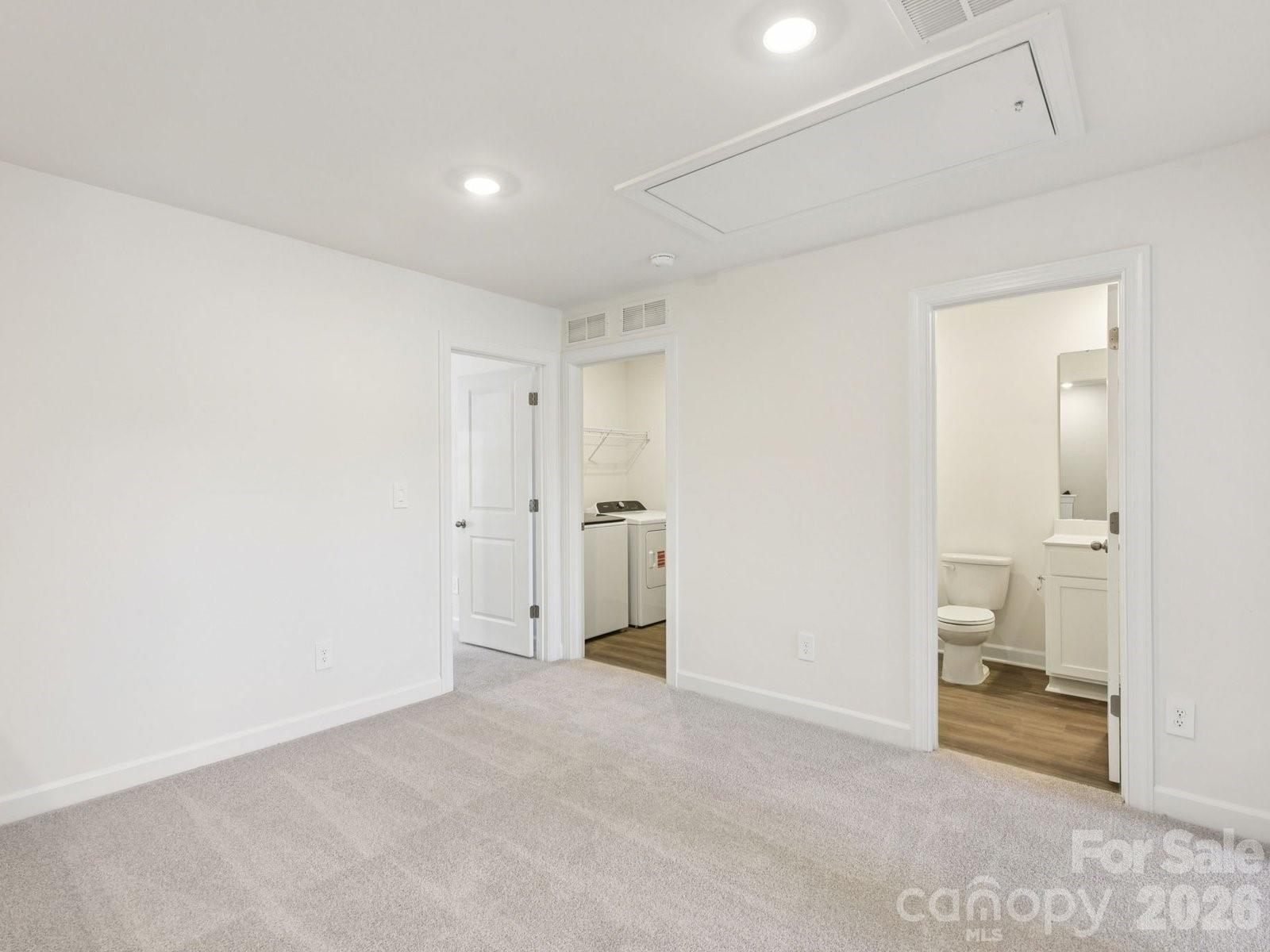 4230 Murk Lane — Charlotte