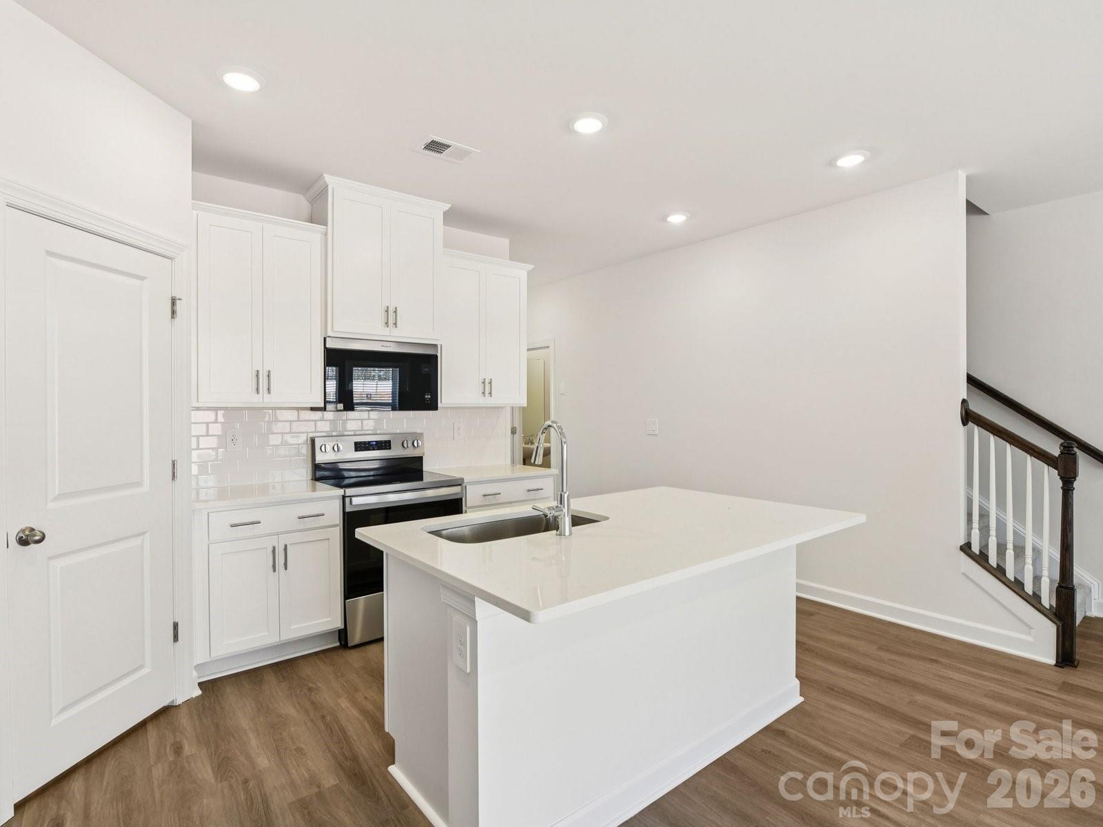 4230 Murk Lane — Charlotte