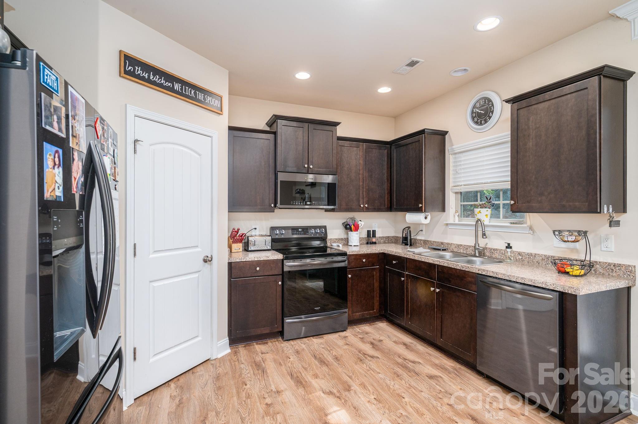 5216 Newport Landing Way — Gastonia
