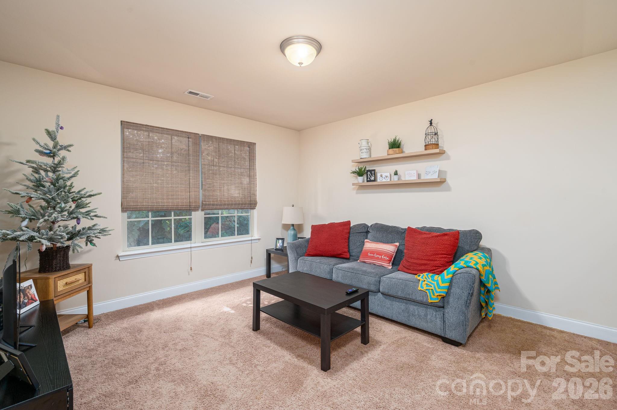 5216 Newport Landing Way — Gastonia